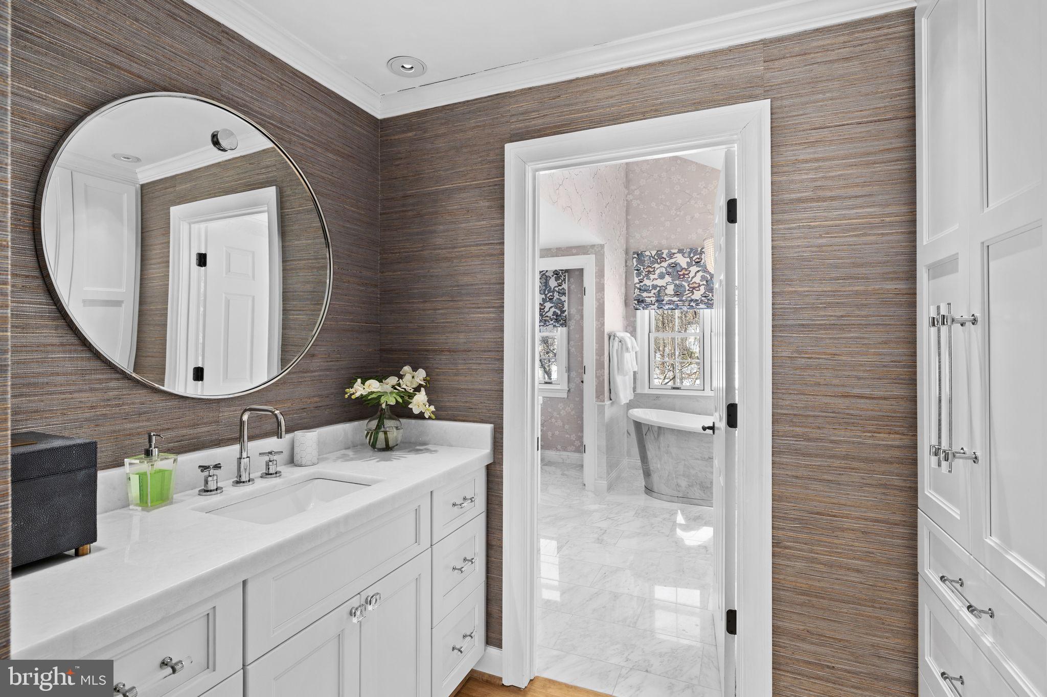 COVENANT COVE - Residential