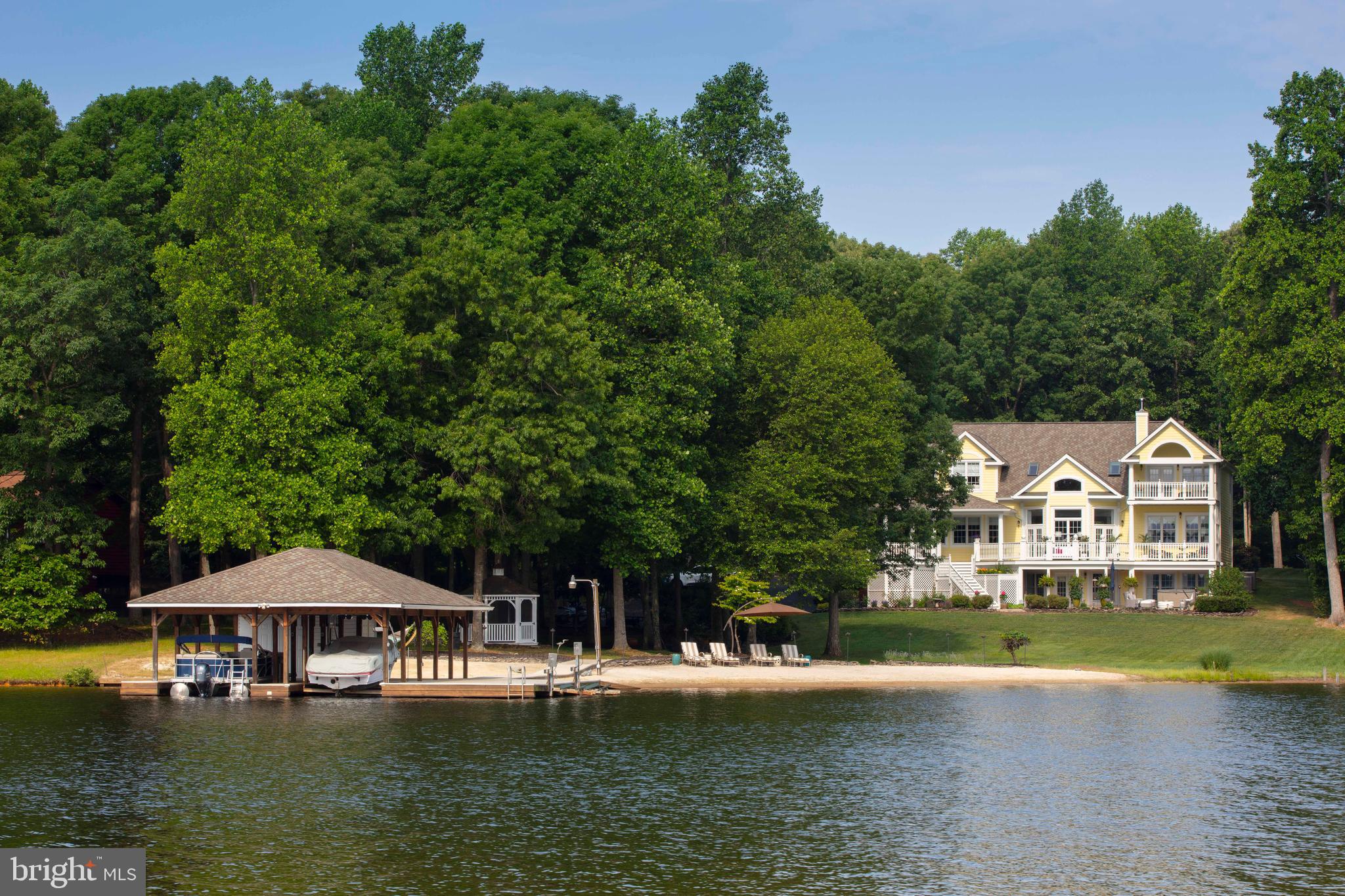 COVENANT COVE - Residential