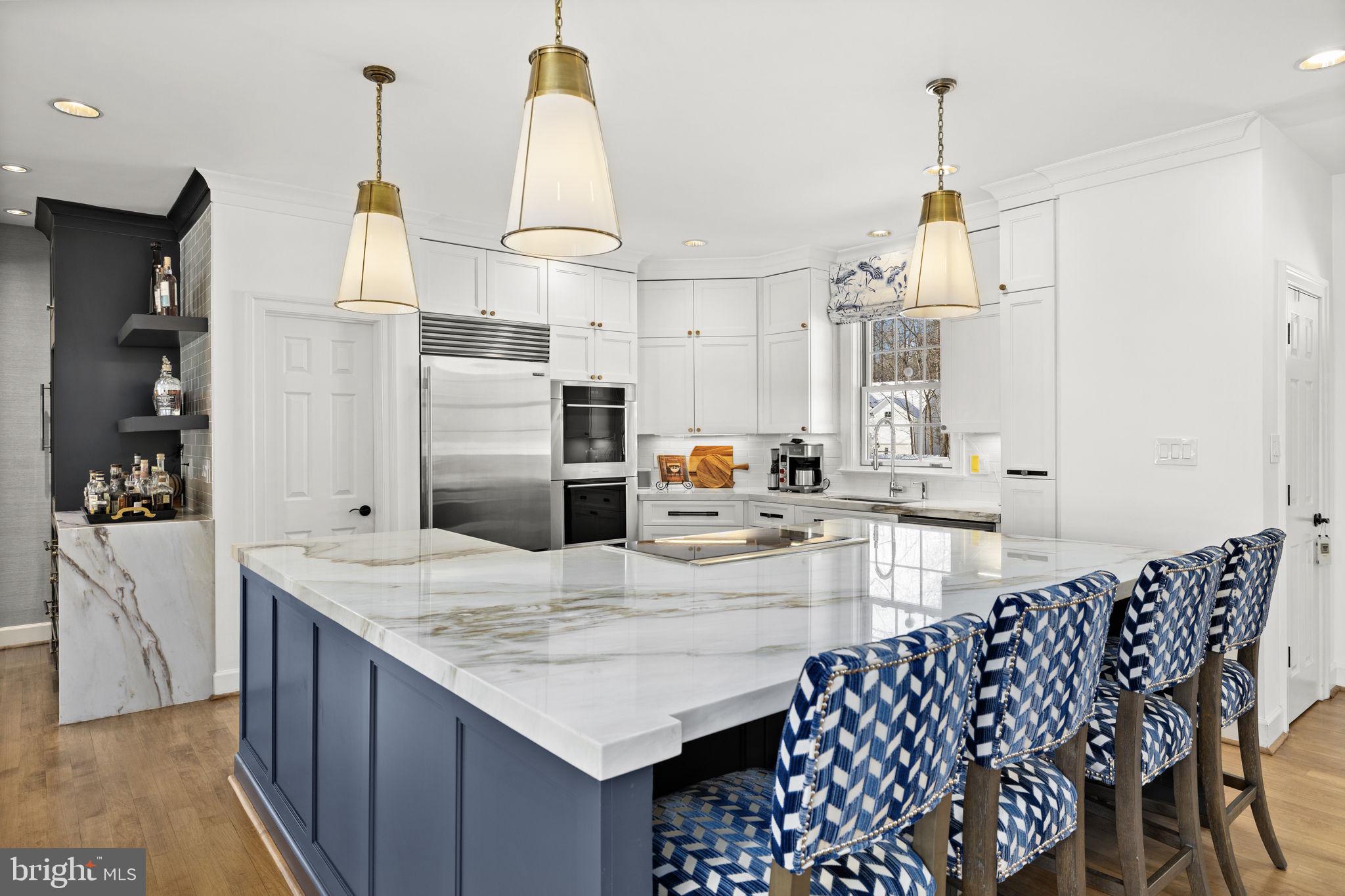 COVENANT COVE - Residential