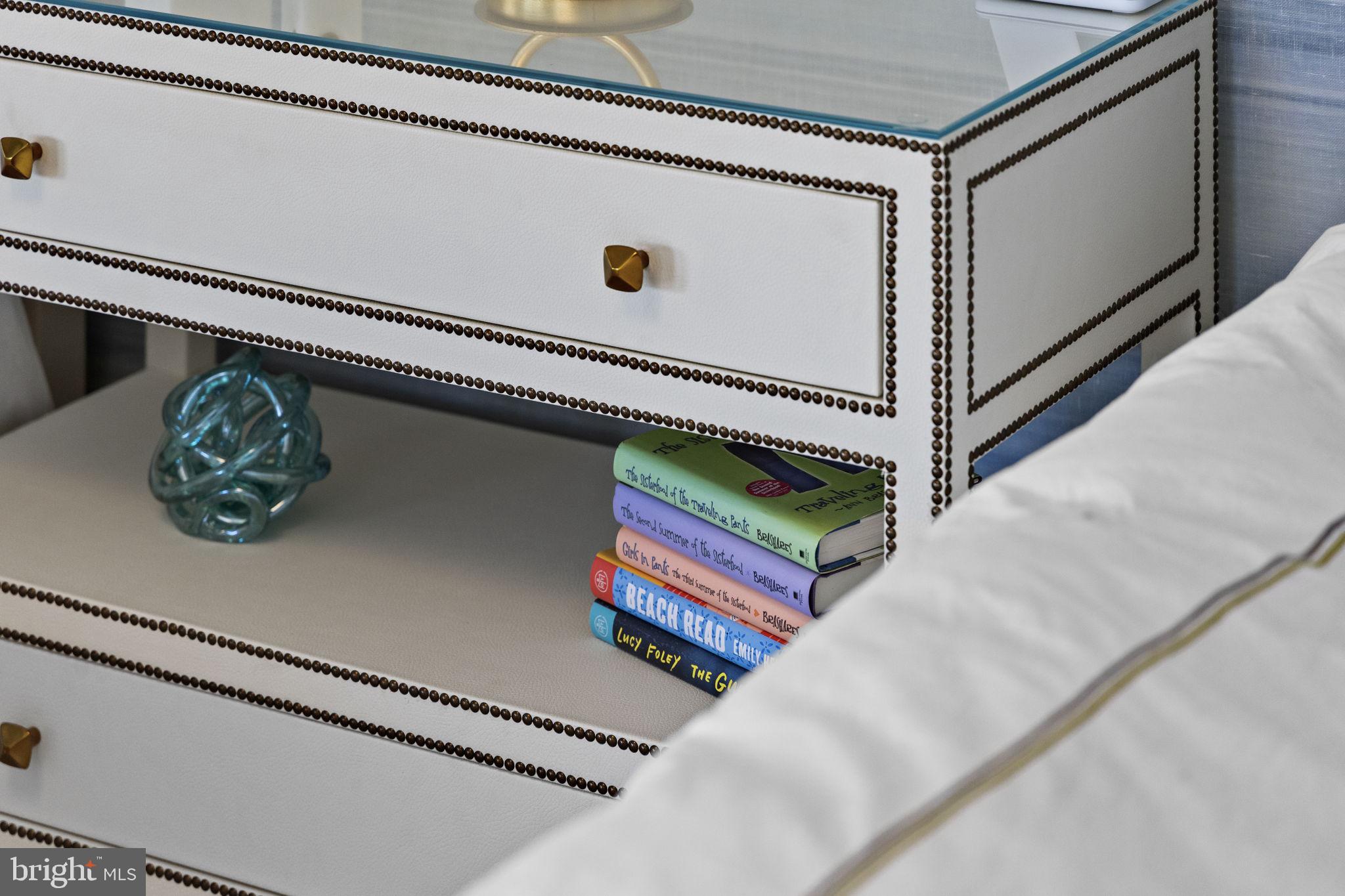 COVENANT COVE - Residential