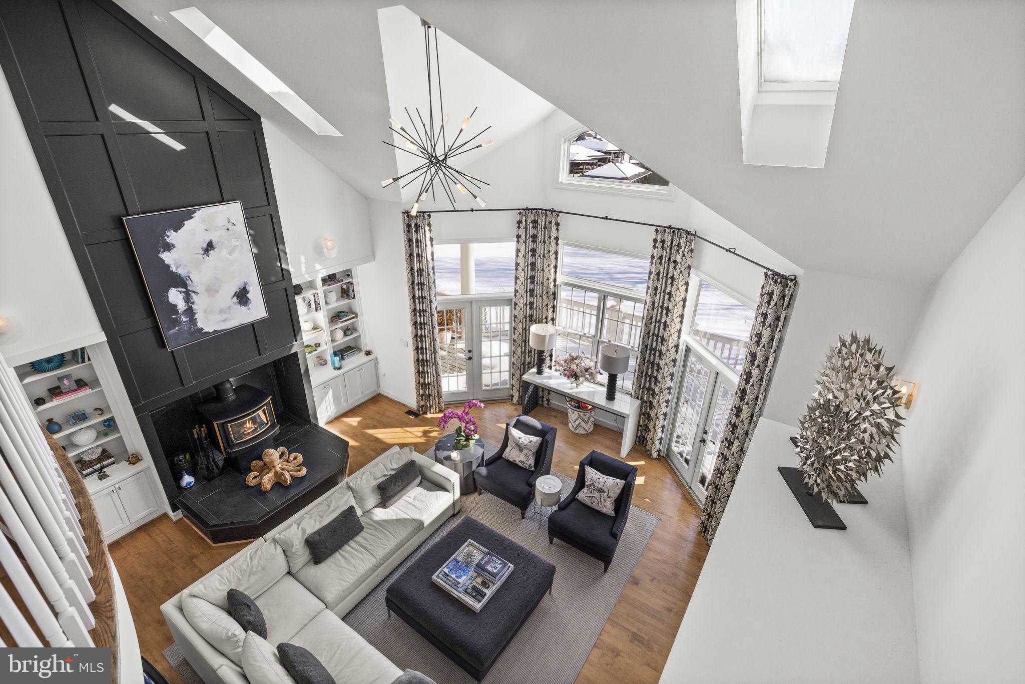 COVENANT COVE - Residential