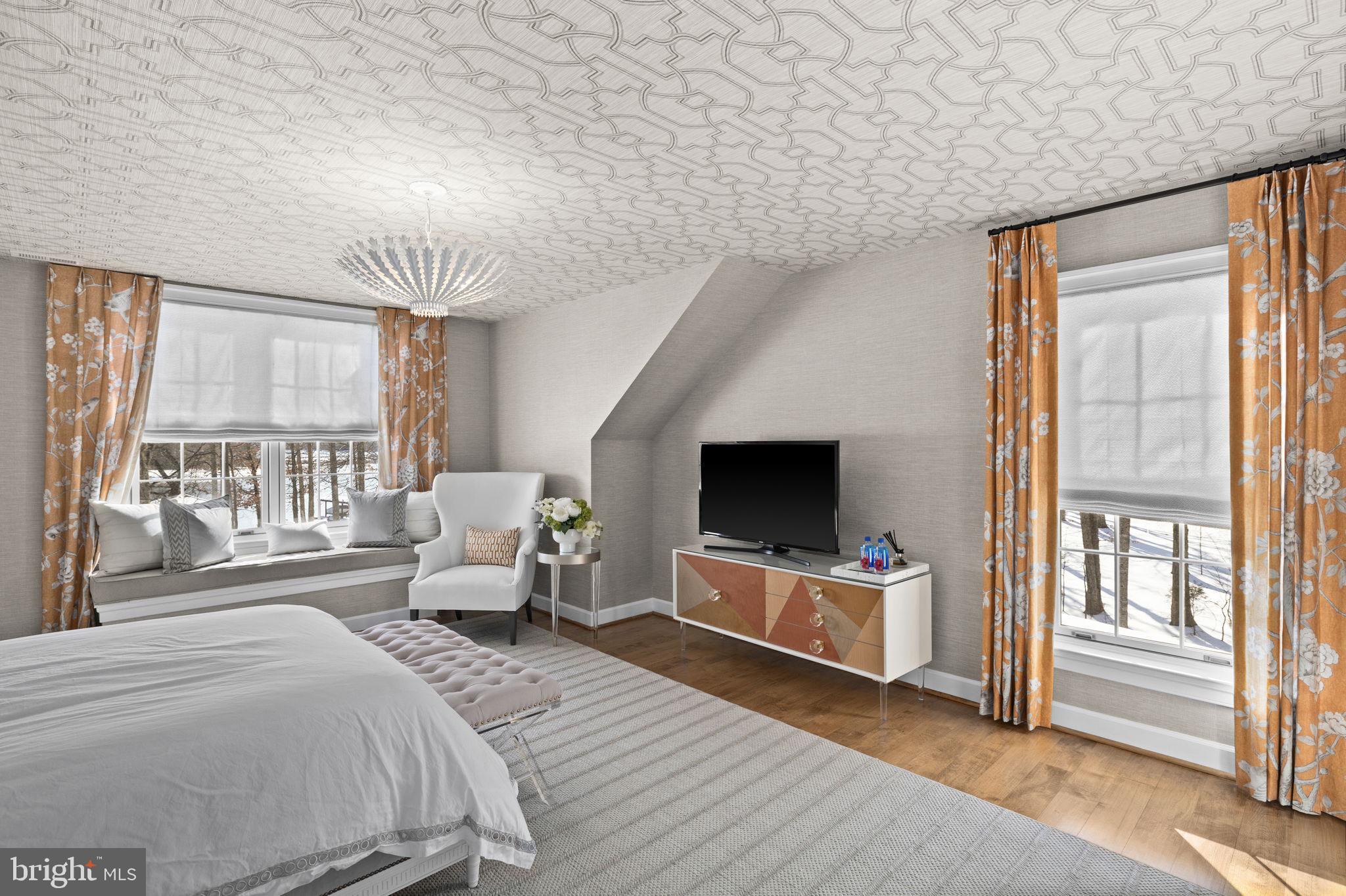 COVENANT COVE - Residential