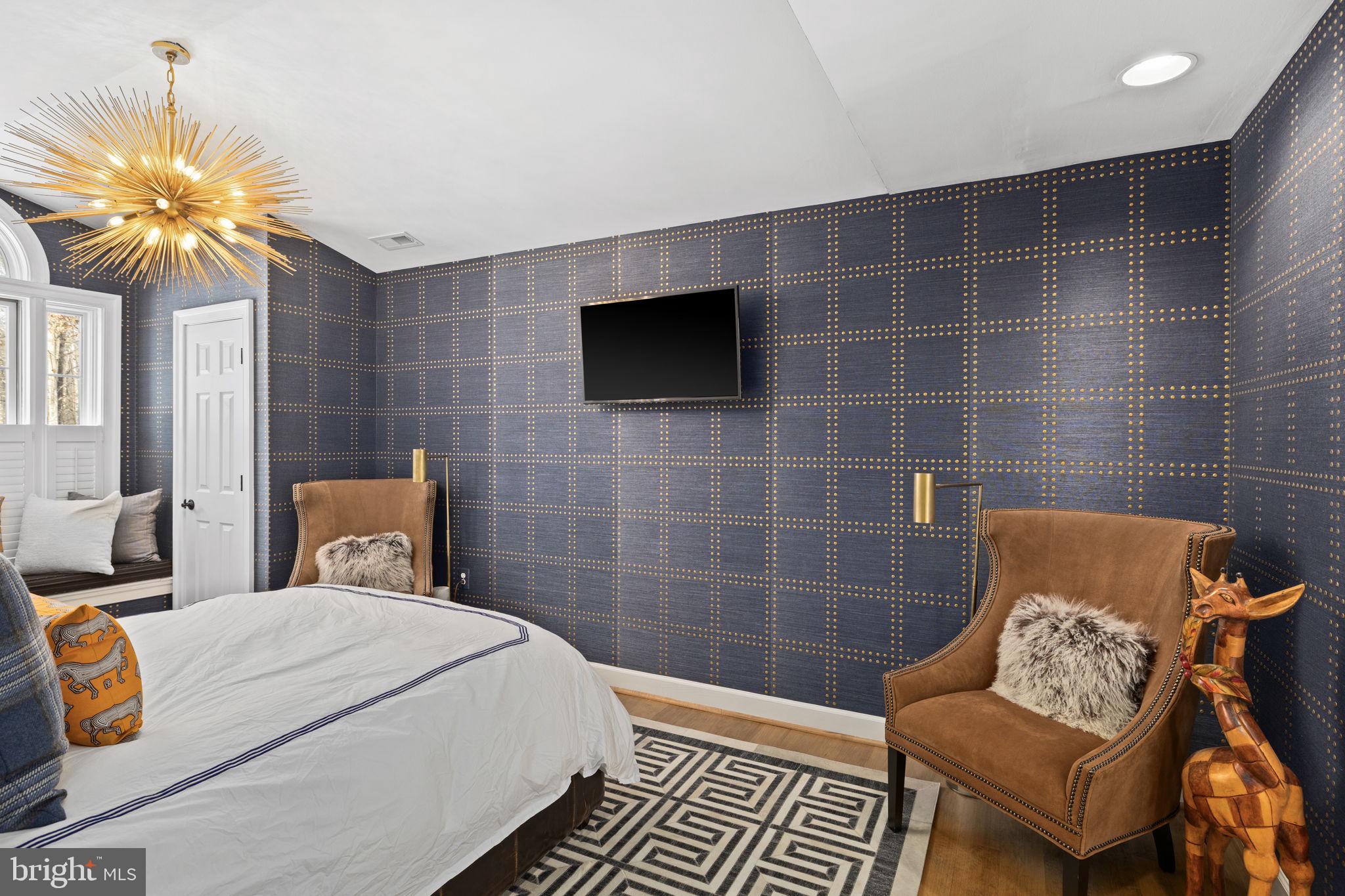 COVENANT COVE - Residential