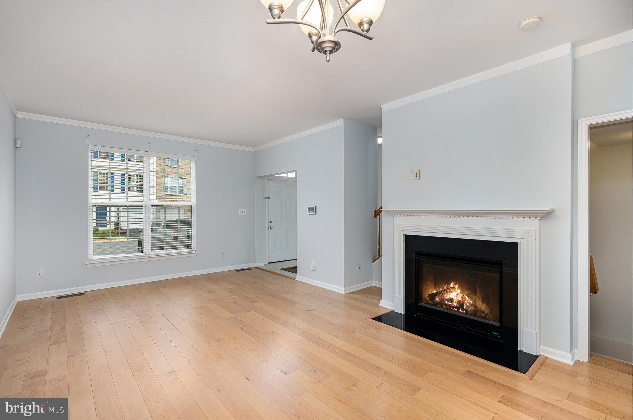 SUMMIT RIDGE - Residential Lease