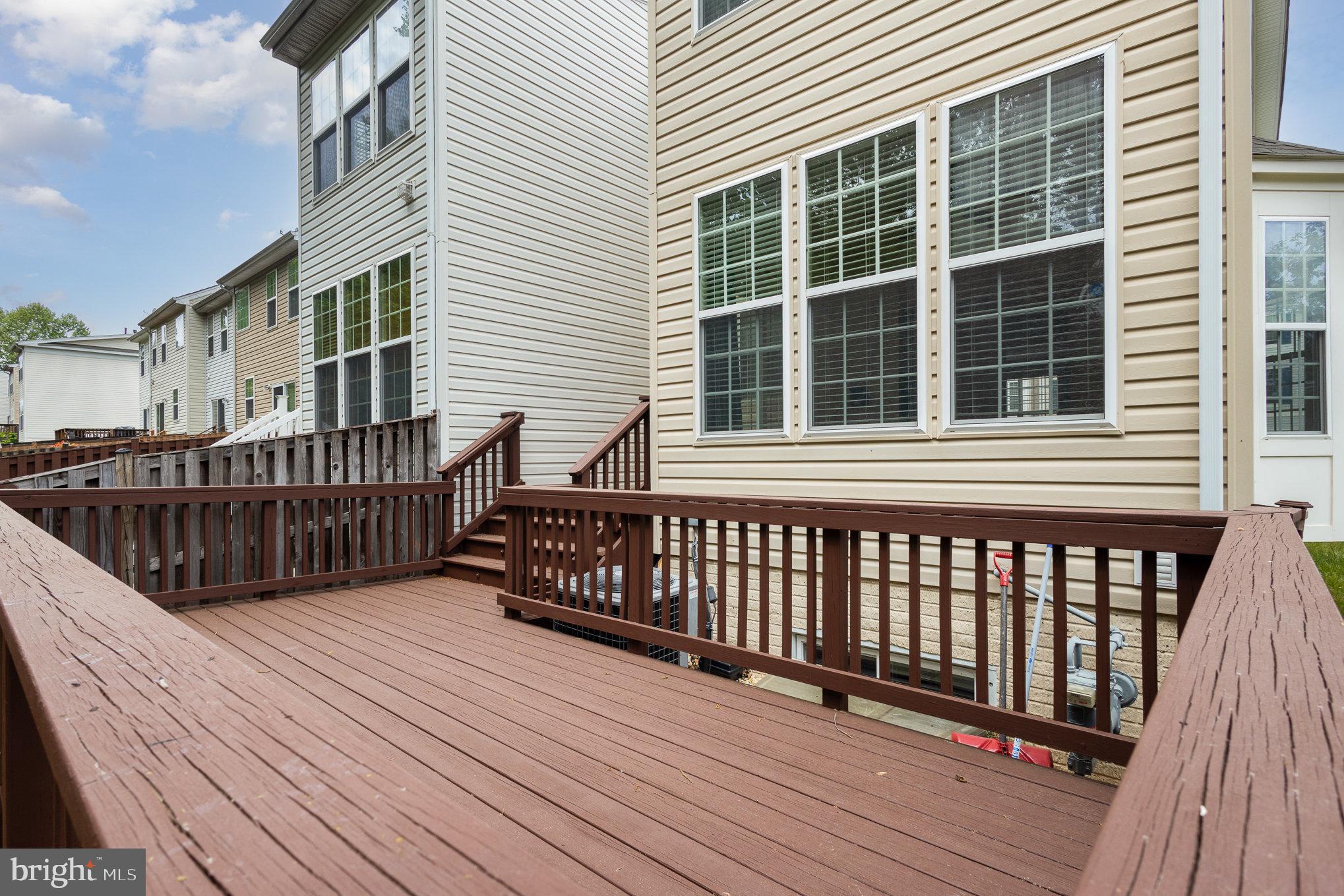 SUMMIT RIDGE - Residential Lease