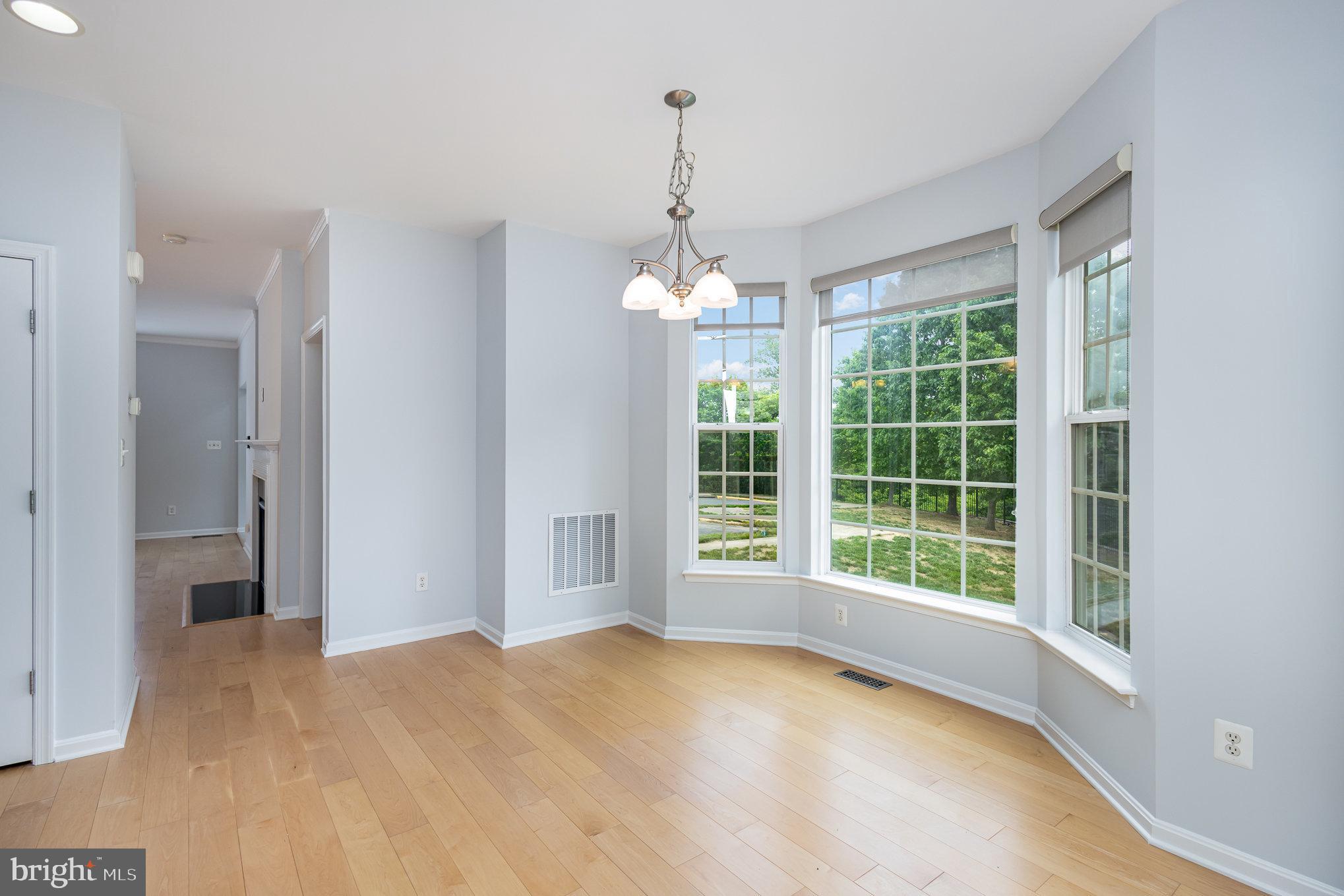 SUMMIT RIDGE - Residential Lease