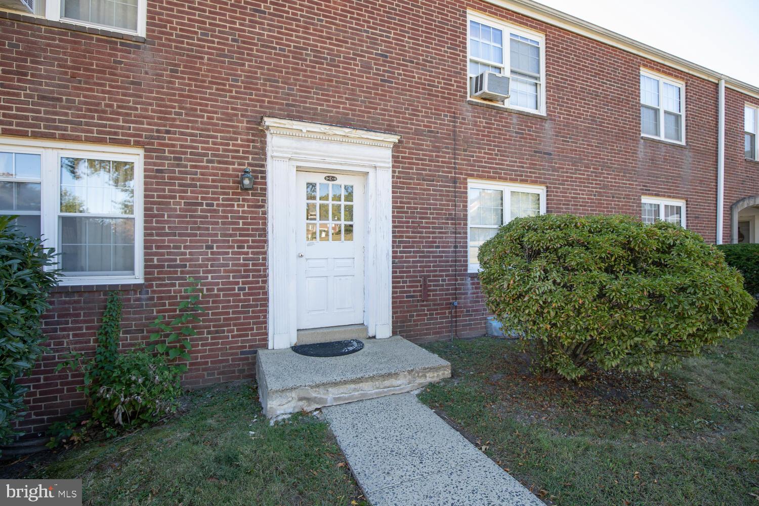 MAPLE GARDENS - Residential