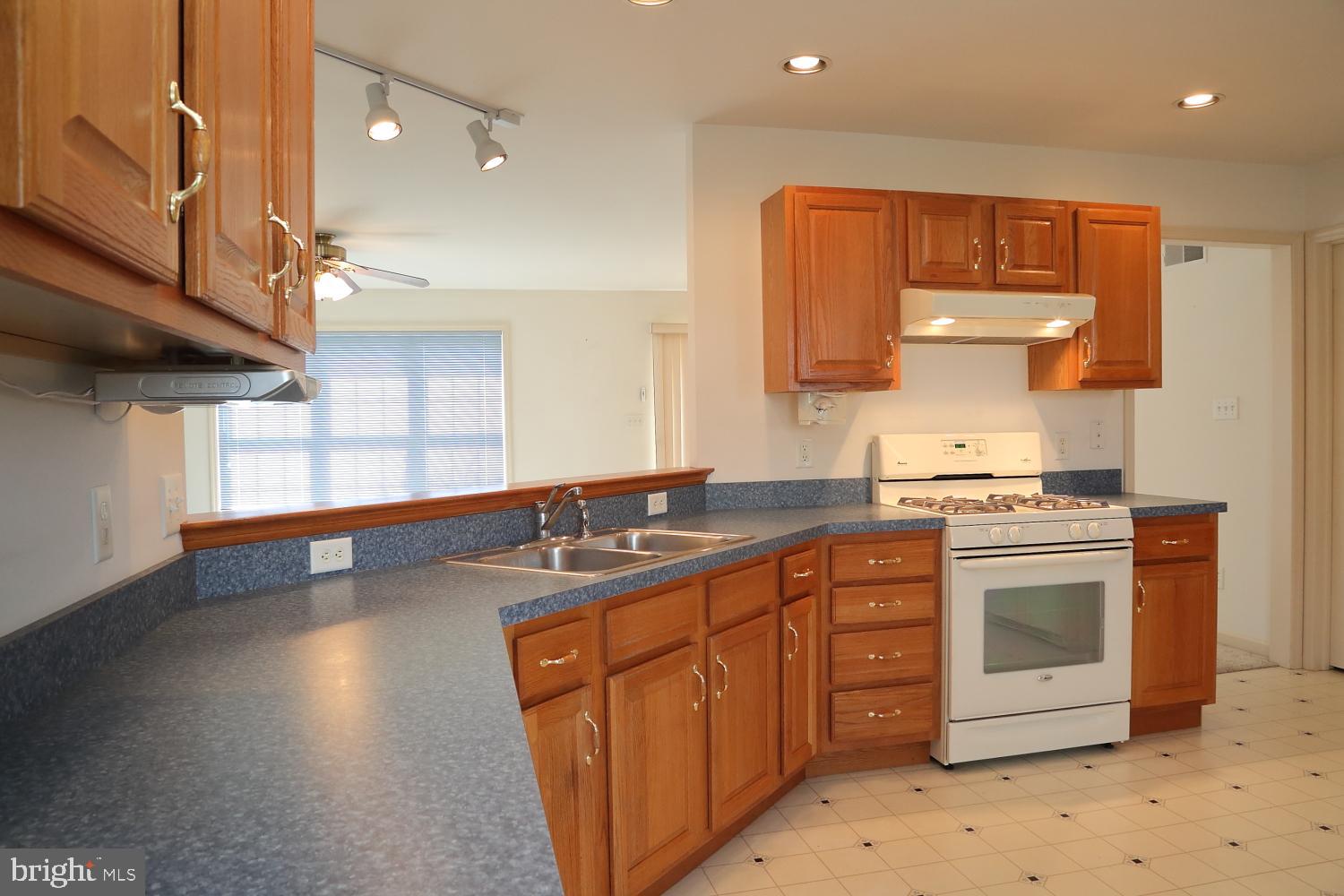 WILLOWS SOUTH - Residential