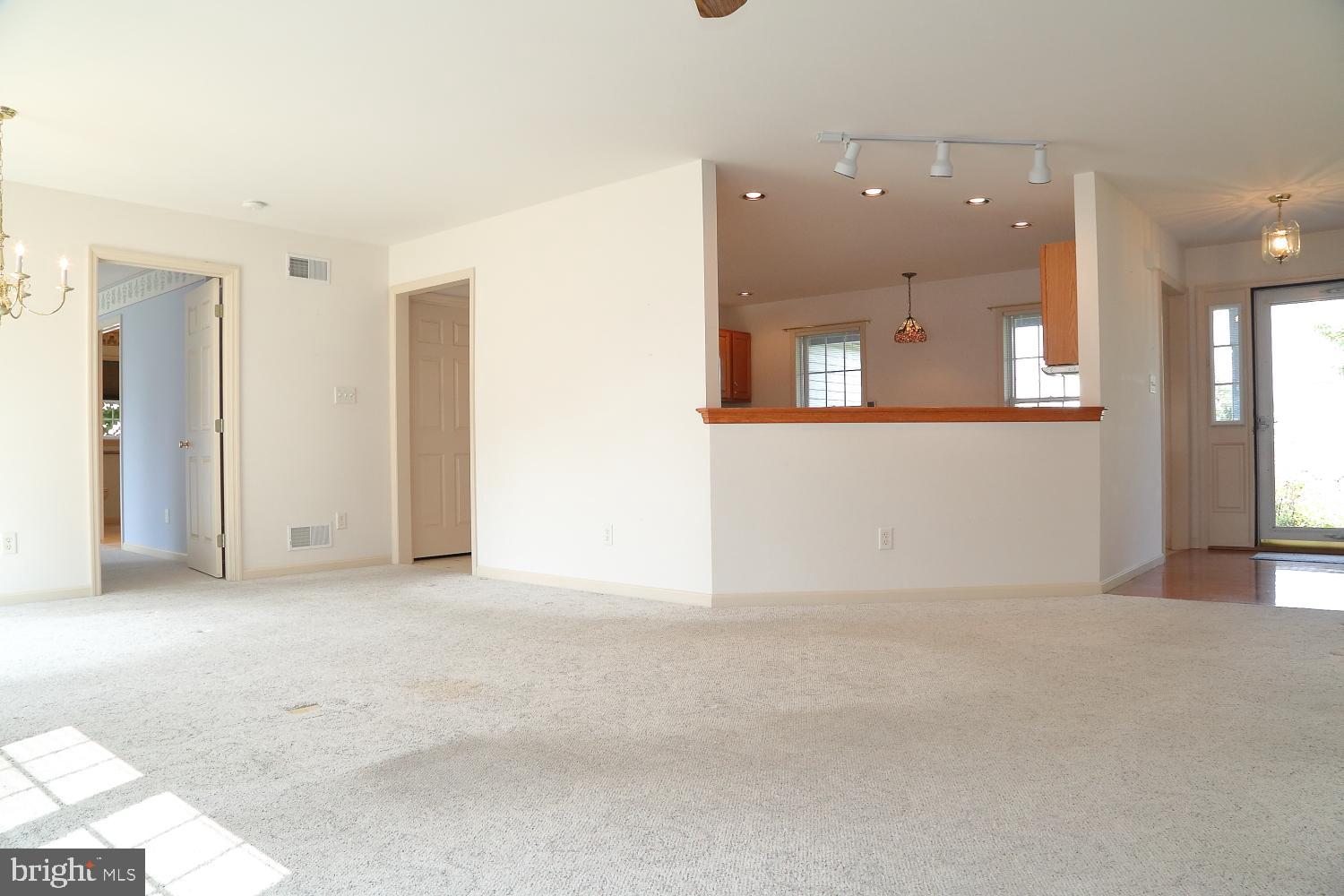 WILLOWS SOUTH - Residential