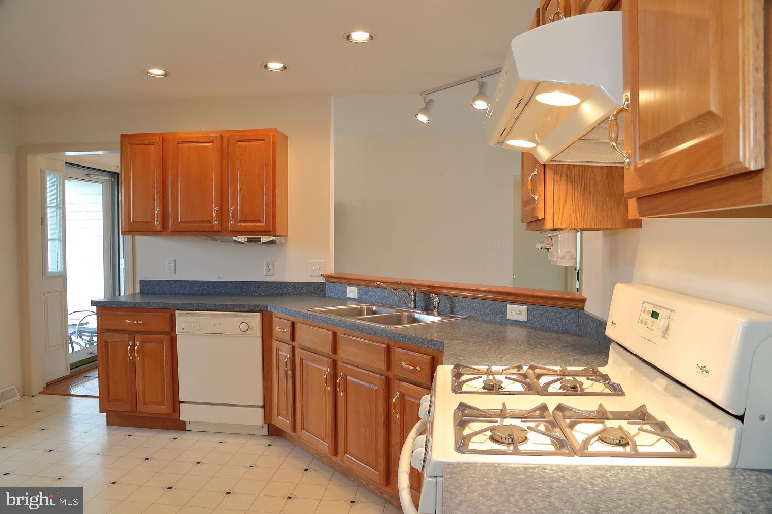 WILLOWS SOUTH - Residential