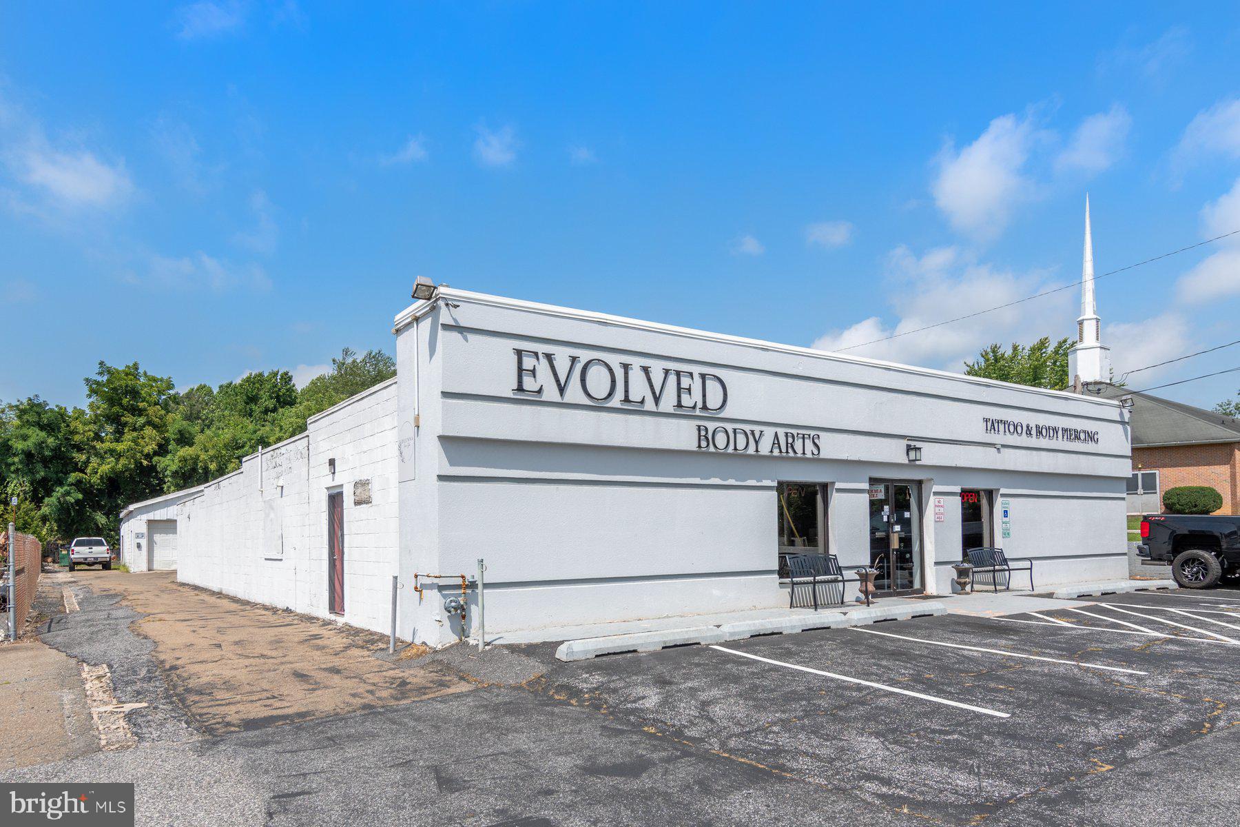 414 EDGEWOOD ROAD