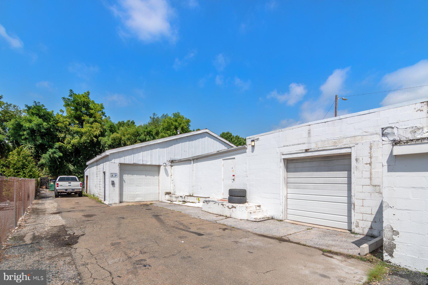 414 EDGEWOOD ROAD