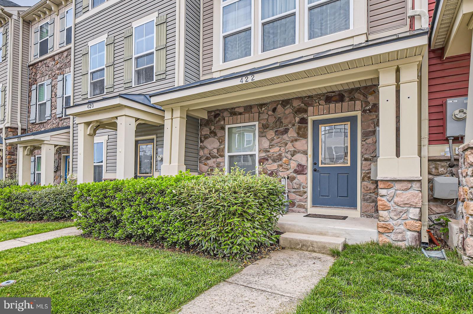 422 WILLOW BEND DRIVE