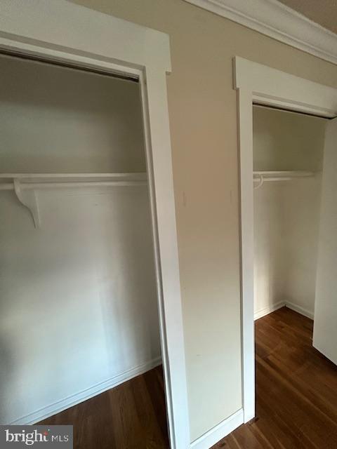 MOSBY WOODS - Residential Lease