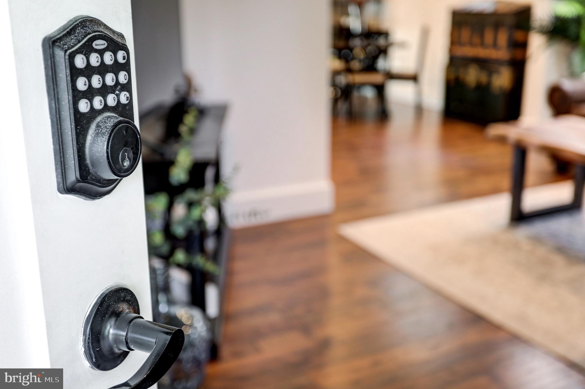 LANCASTER - Residential Lease