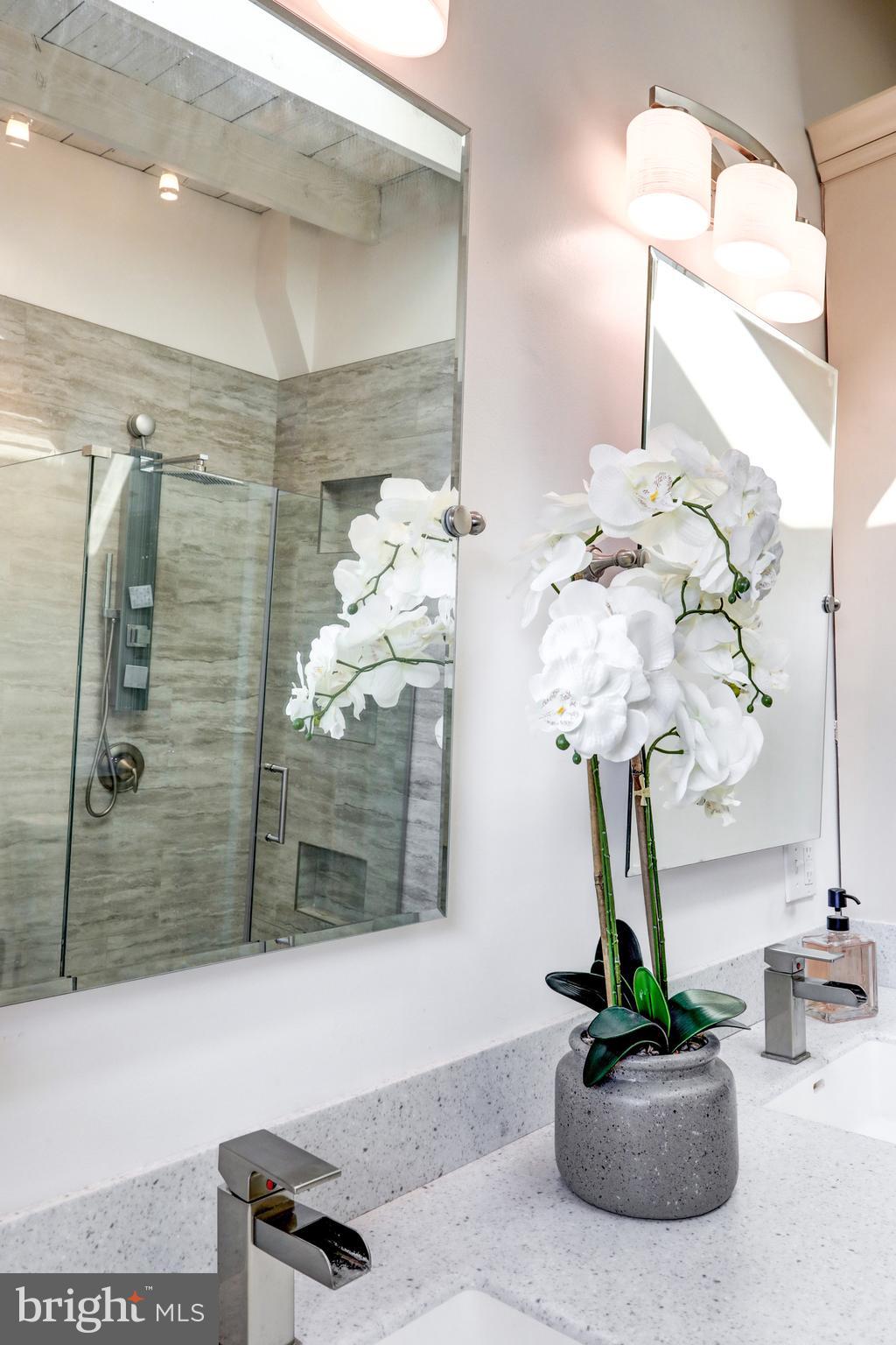 LANCASTER - Residential Lease