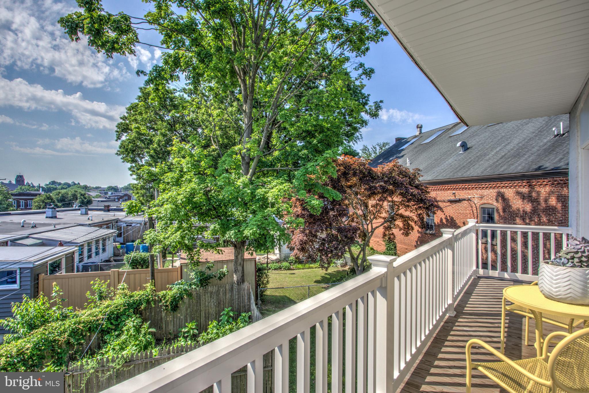 LANCASTER - Residential Lease