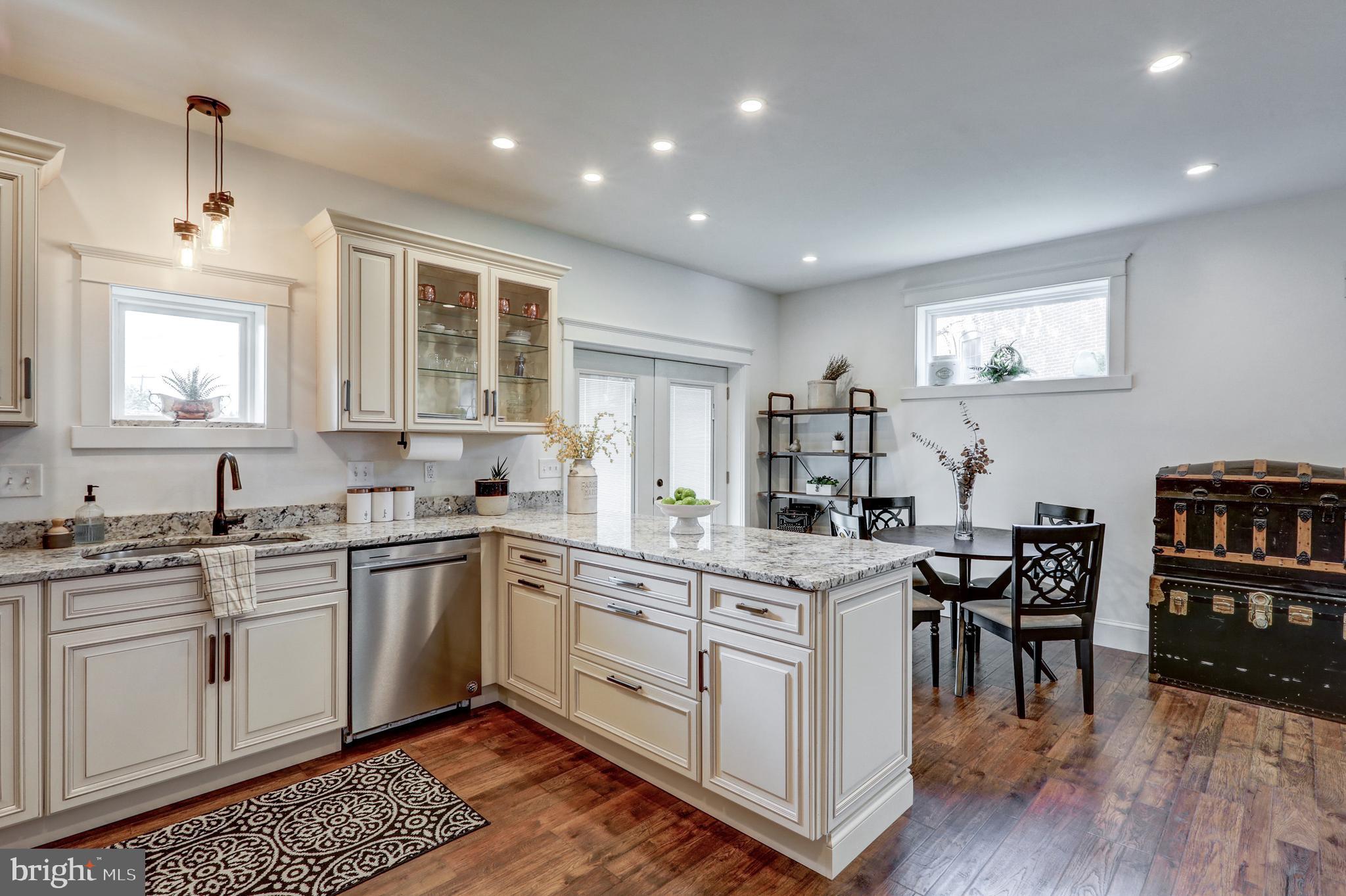 LANCASTER - Residential Lease