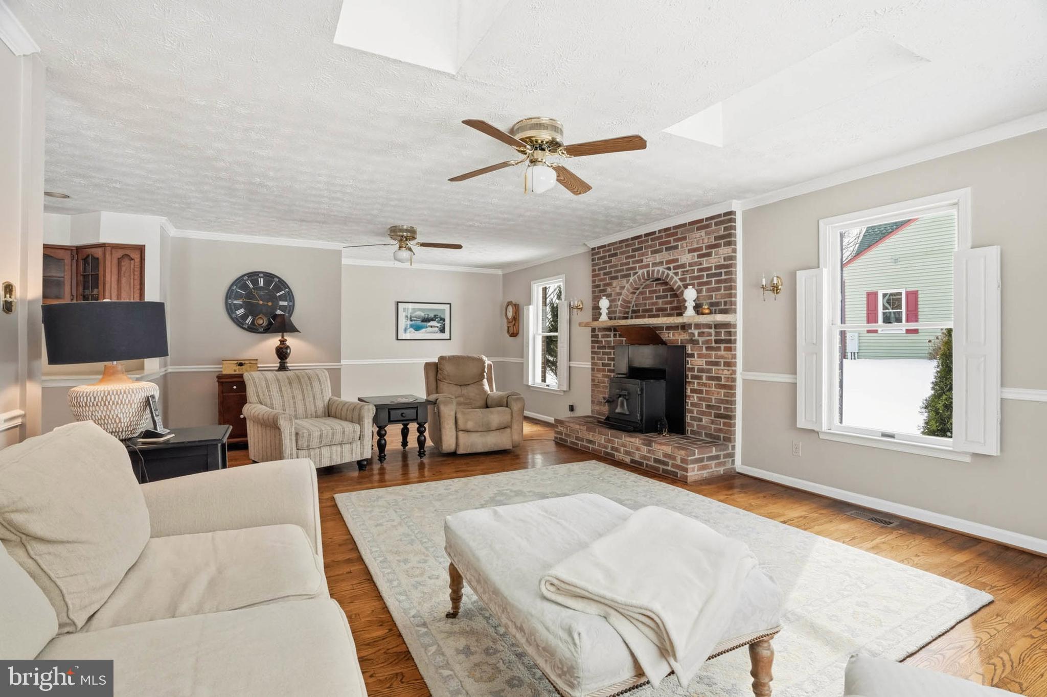 ALLNUTT FARMS ESTATES - Residential