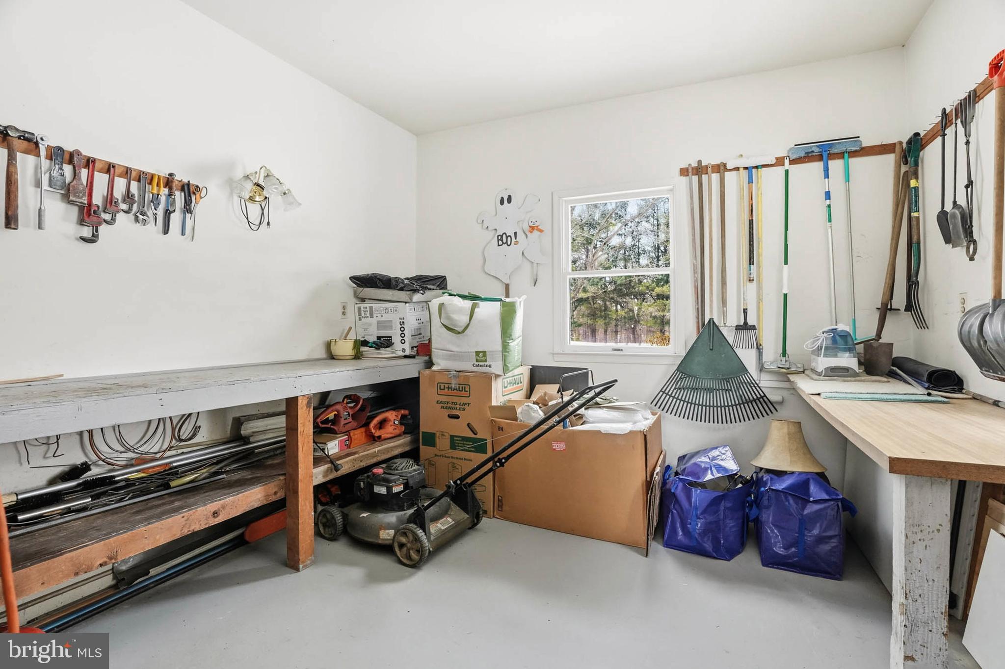 ALLNUTT FARMS ESTATES - Residential