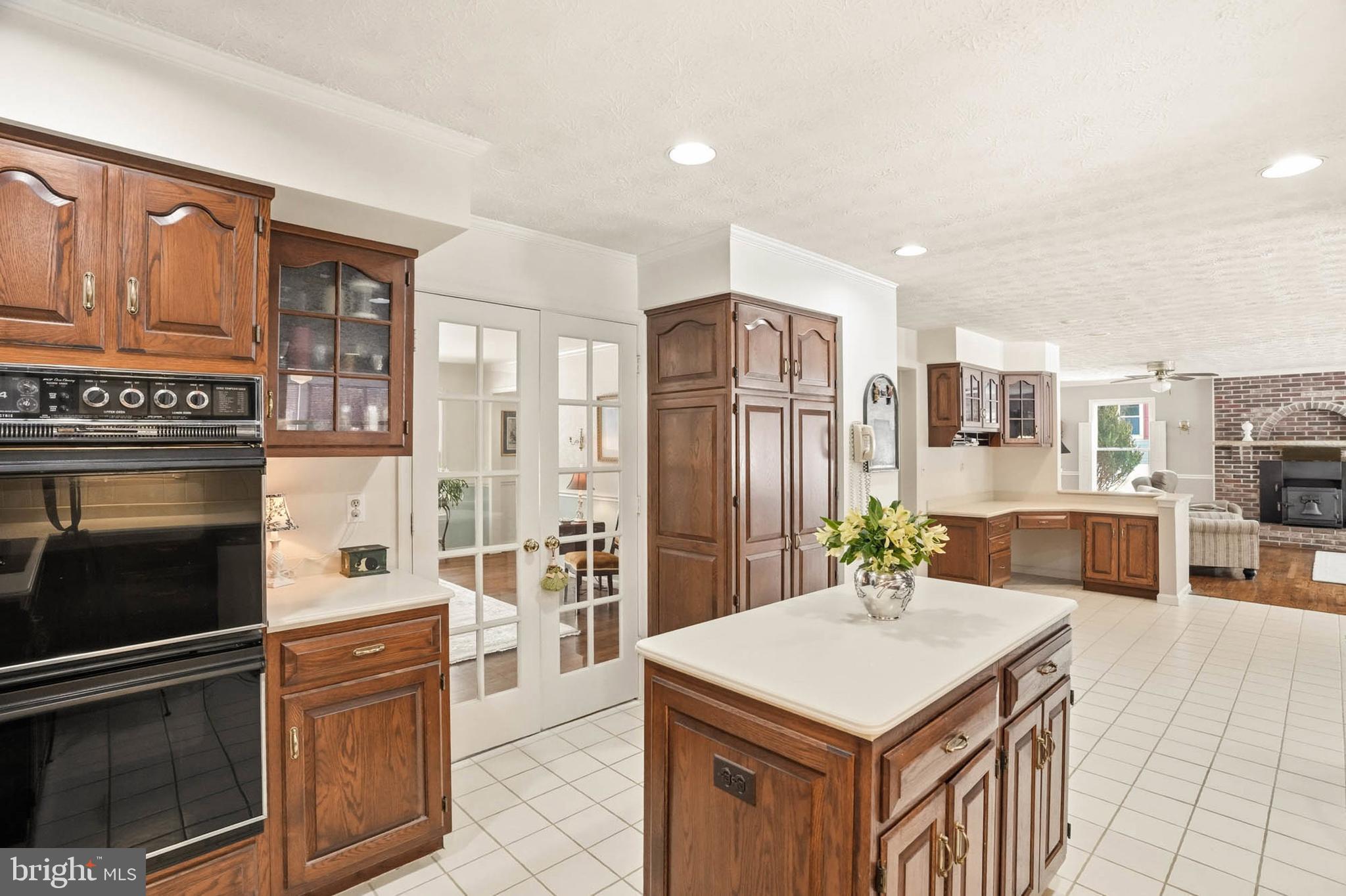 ALLNUTT FARMS ESTATES - Residential