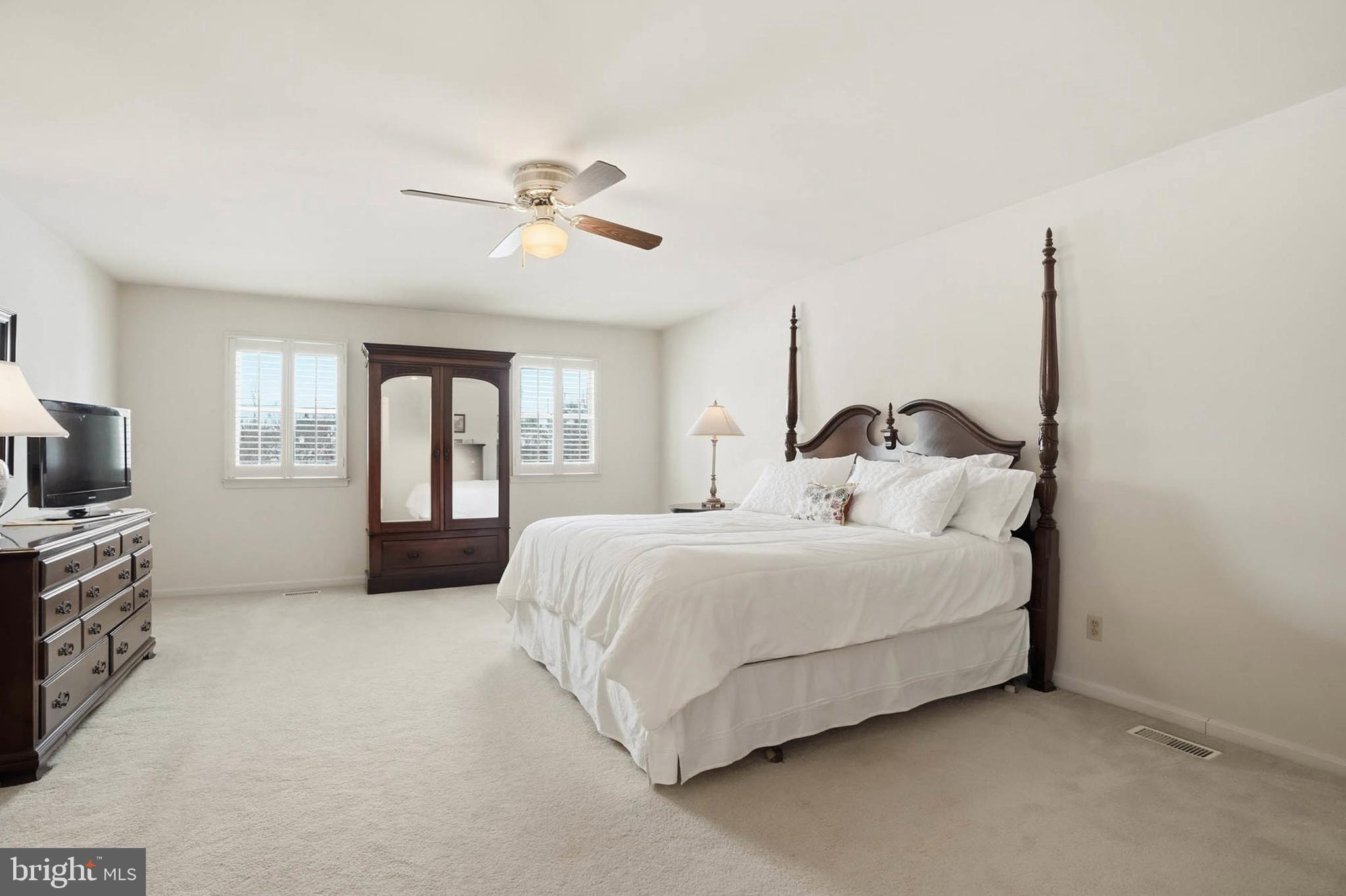 ALLNUTT FARMS ESTATES - Residential