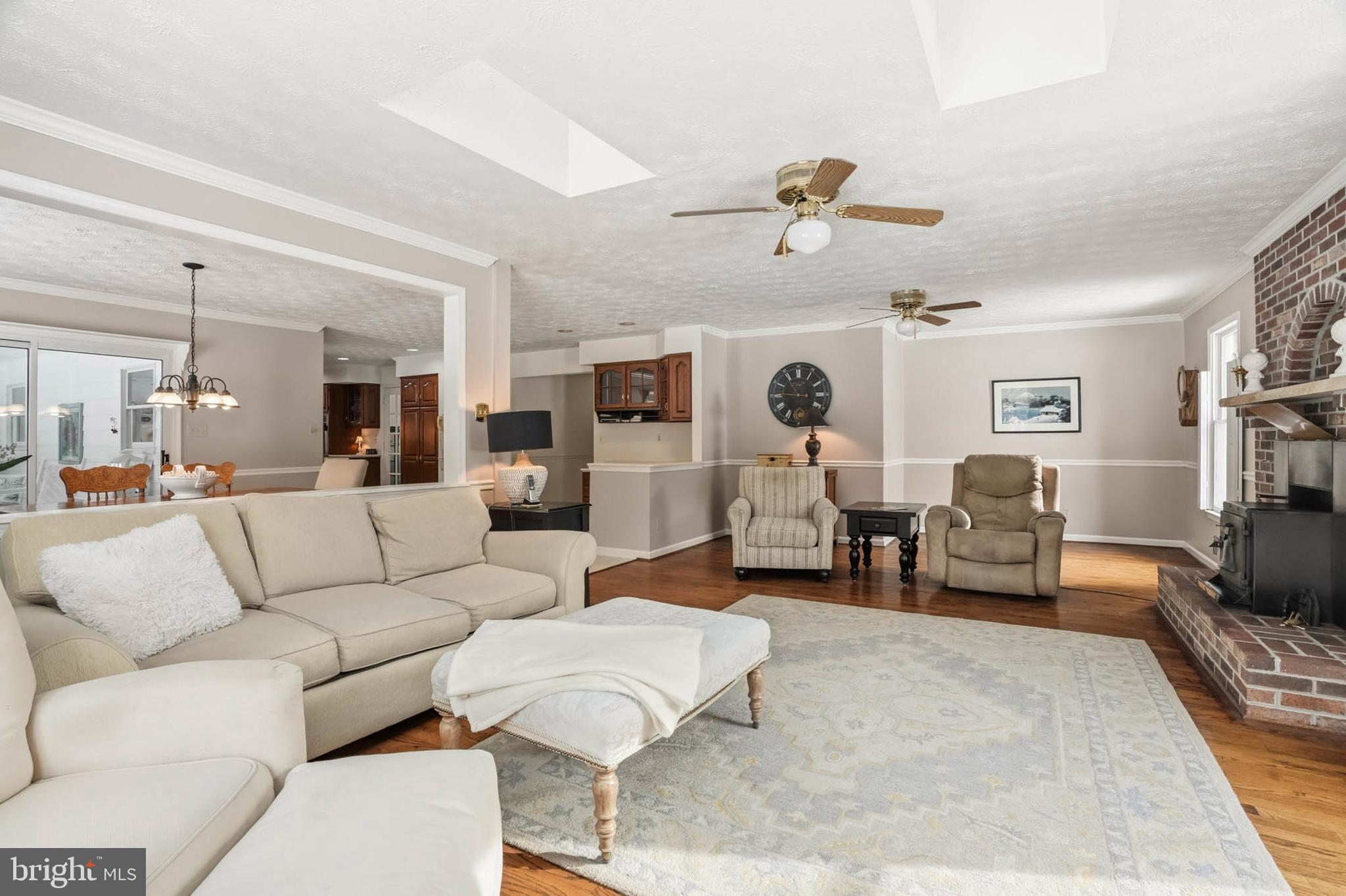 ALLNUTT FARMS ESTATES - Residential