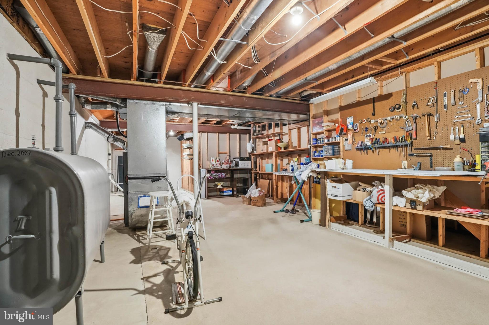 ALLNUTT FARMS ESTATES - Residential