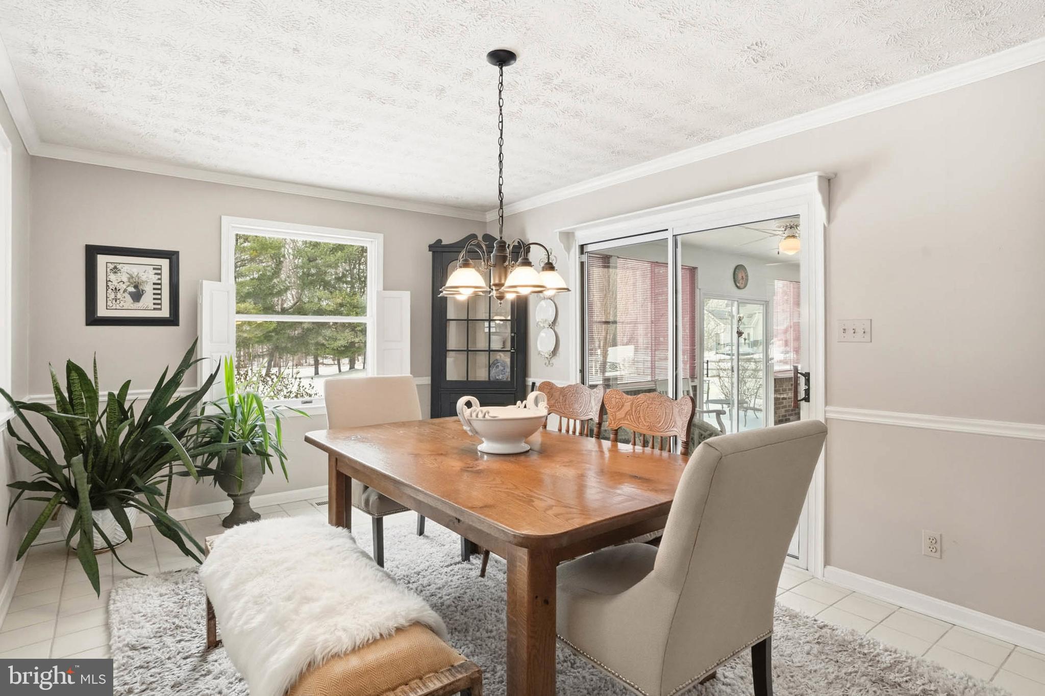 ALLNUTT FARMS ESTATES - Residential