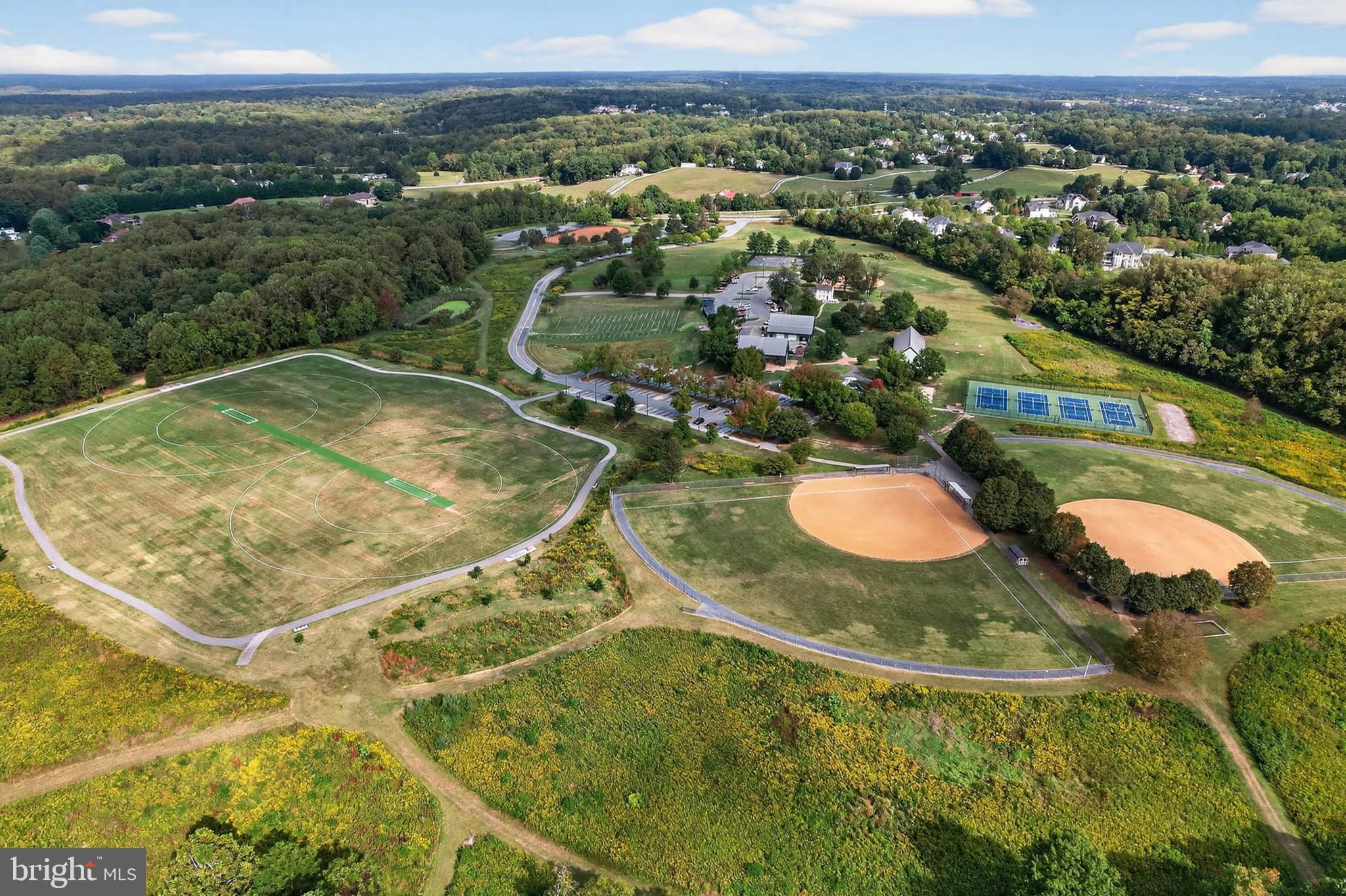 ALLNUTT FARMS ESTATES - Residential