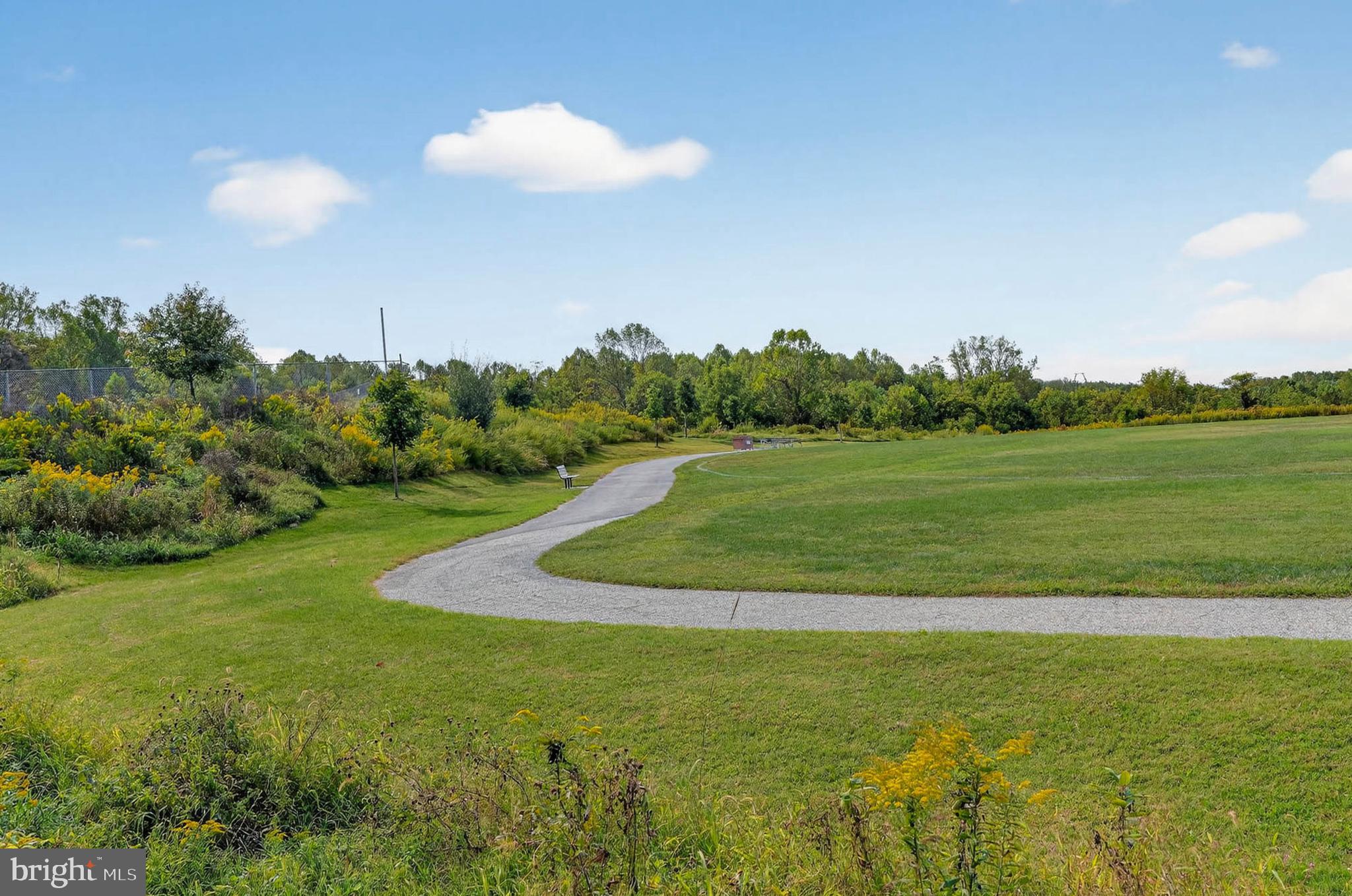 ALLNUTT FARMS ESTATES - Residential