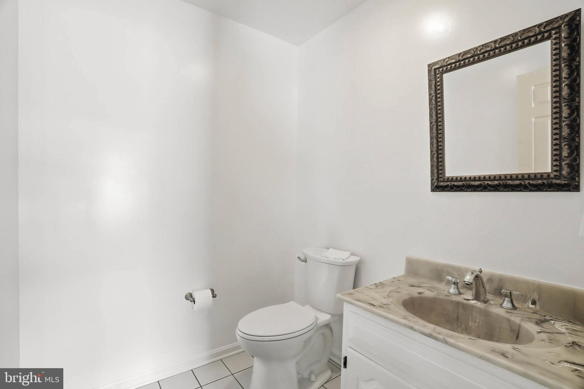 ALLNUTT FARMS ESTATES - Residential