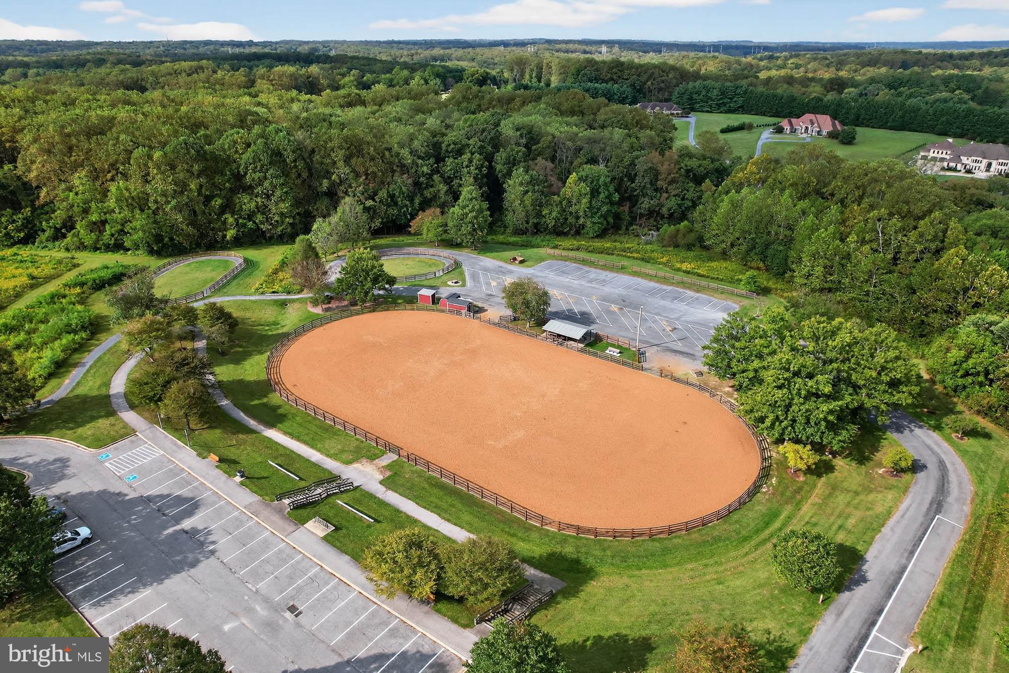 ALLNUTT FARMS ESTATES - Residential