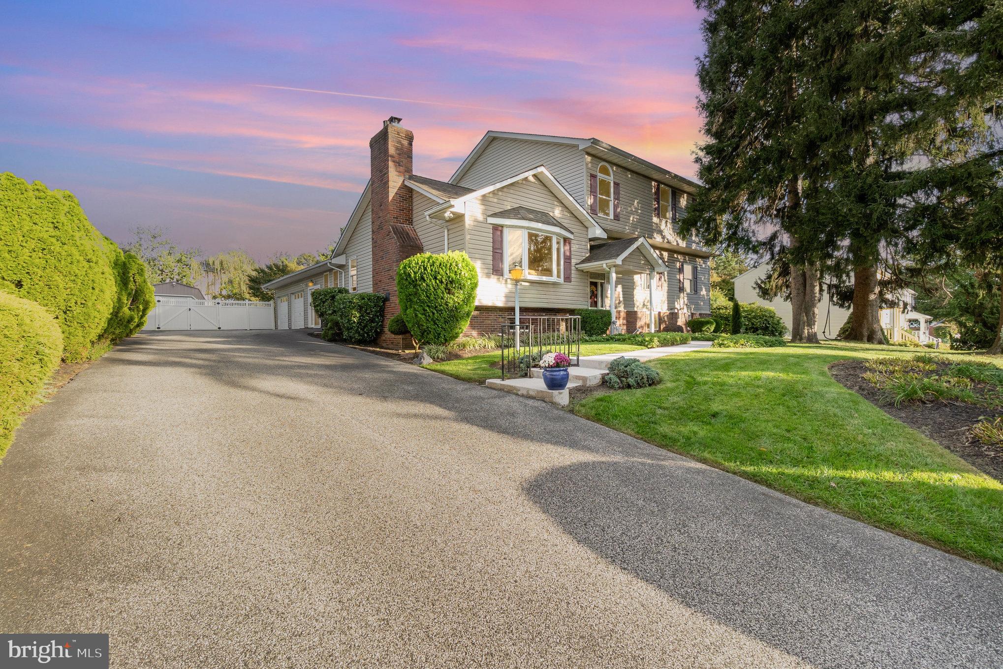 1321 MALBAY DRIVE A