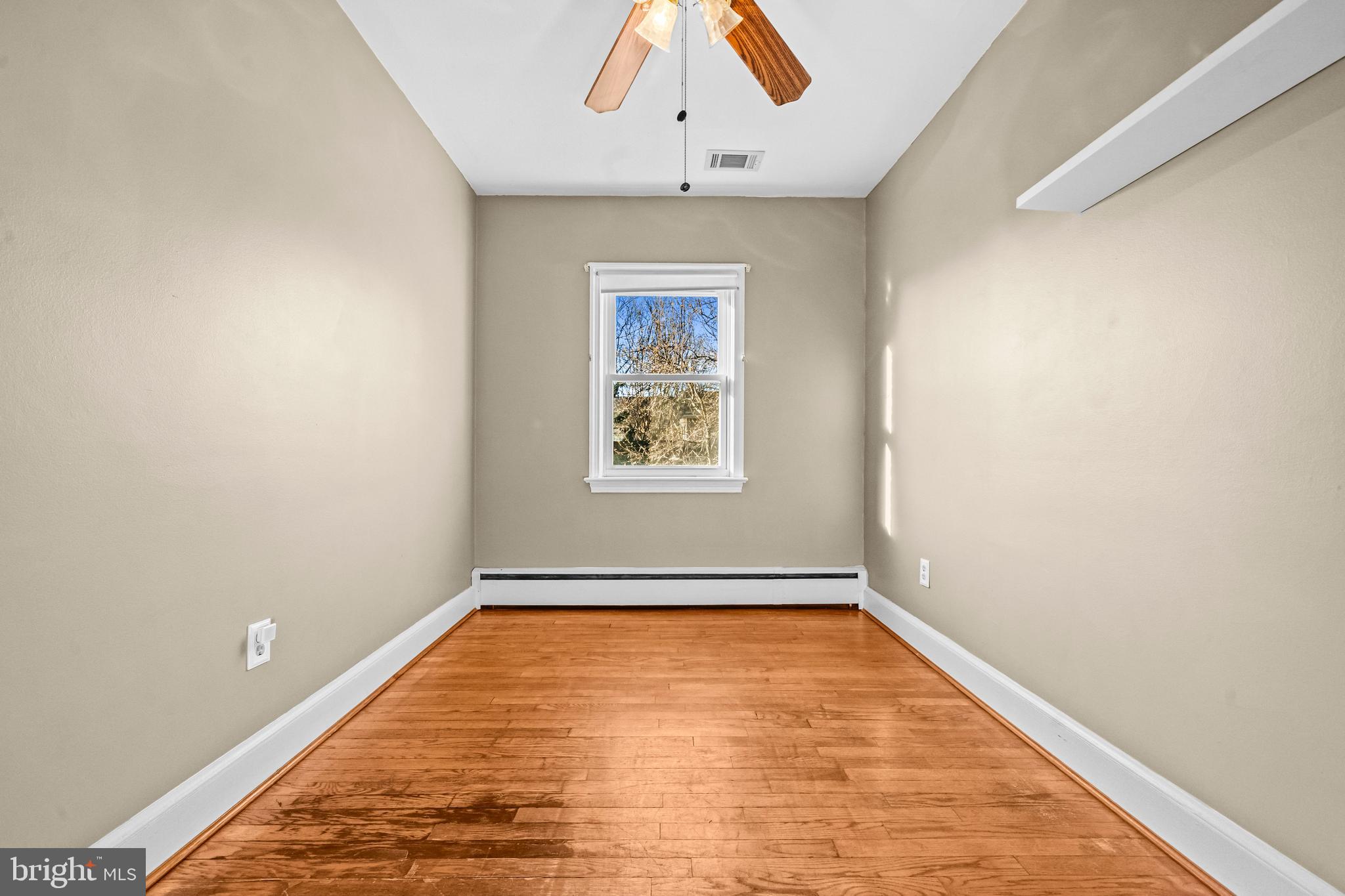 WOOD'S SUB LA PLATA - Residential