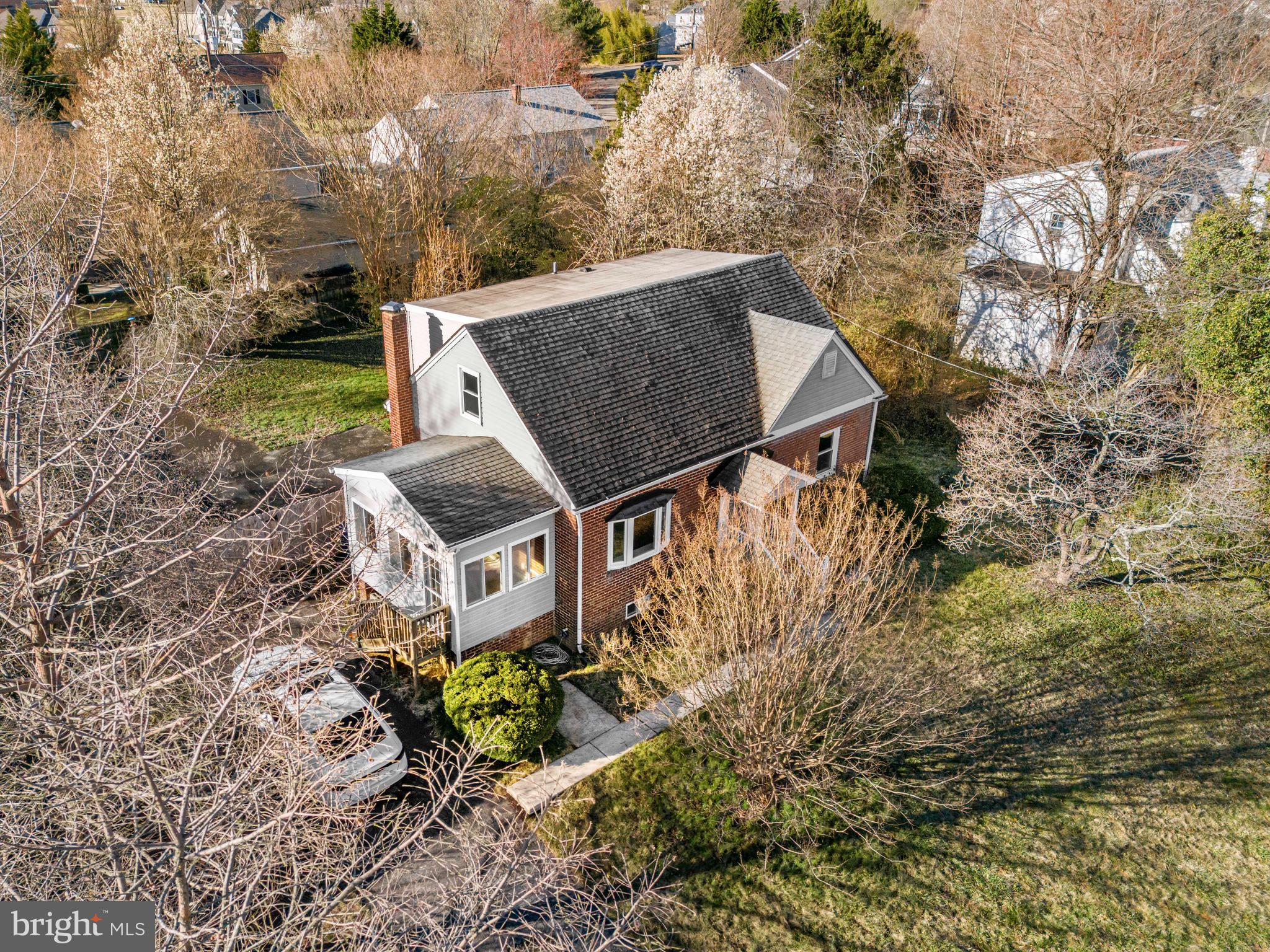 WOOD'S SUB LA PLATA - Residential