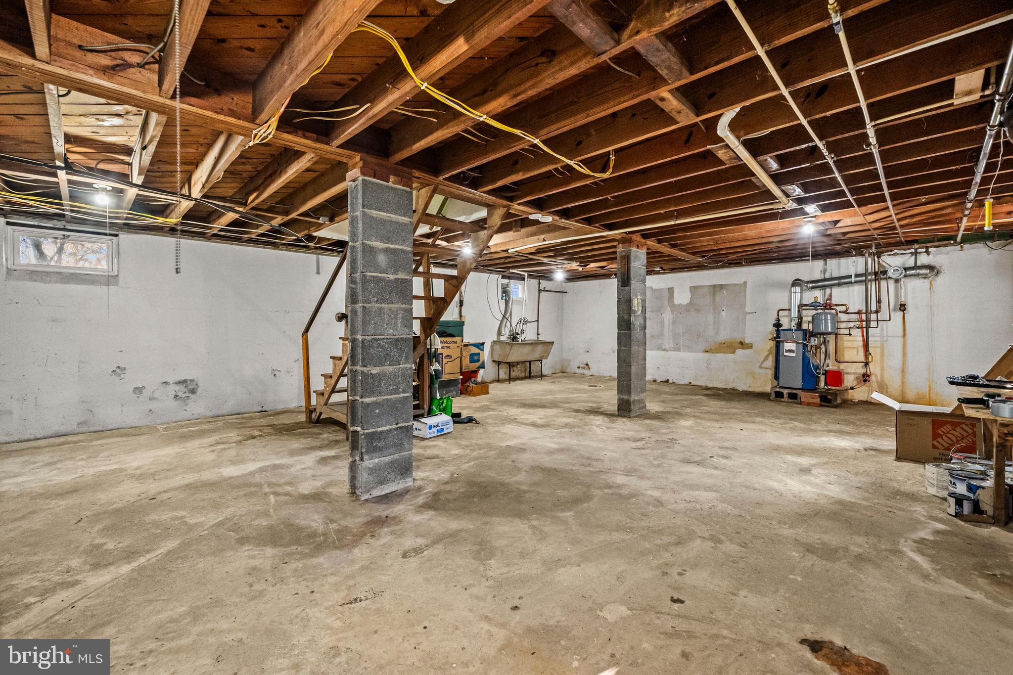 WOOD'S SUB LA PLATA - Residential