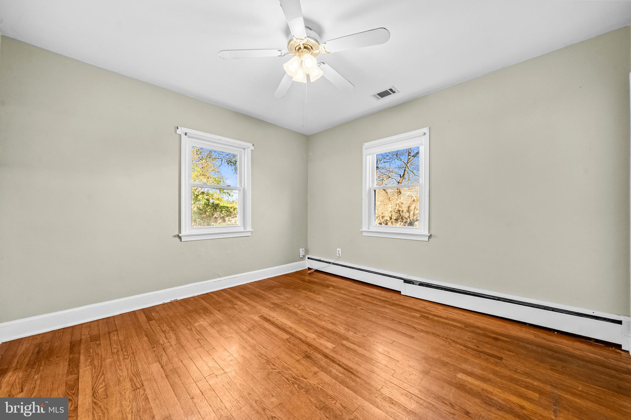 WOOD'S SUB LA PLATA - Residential