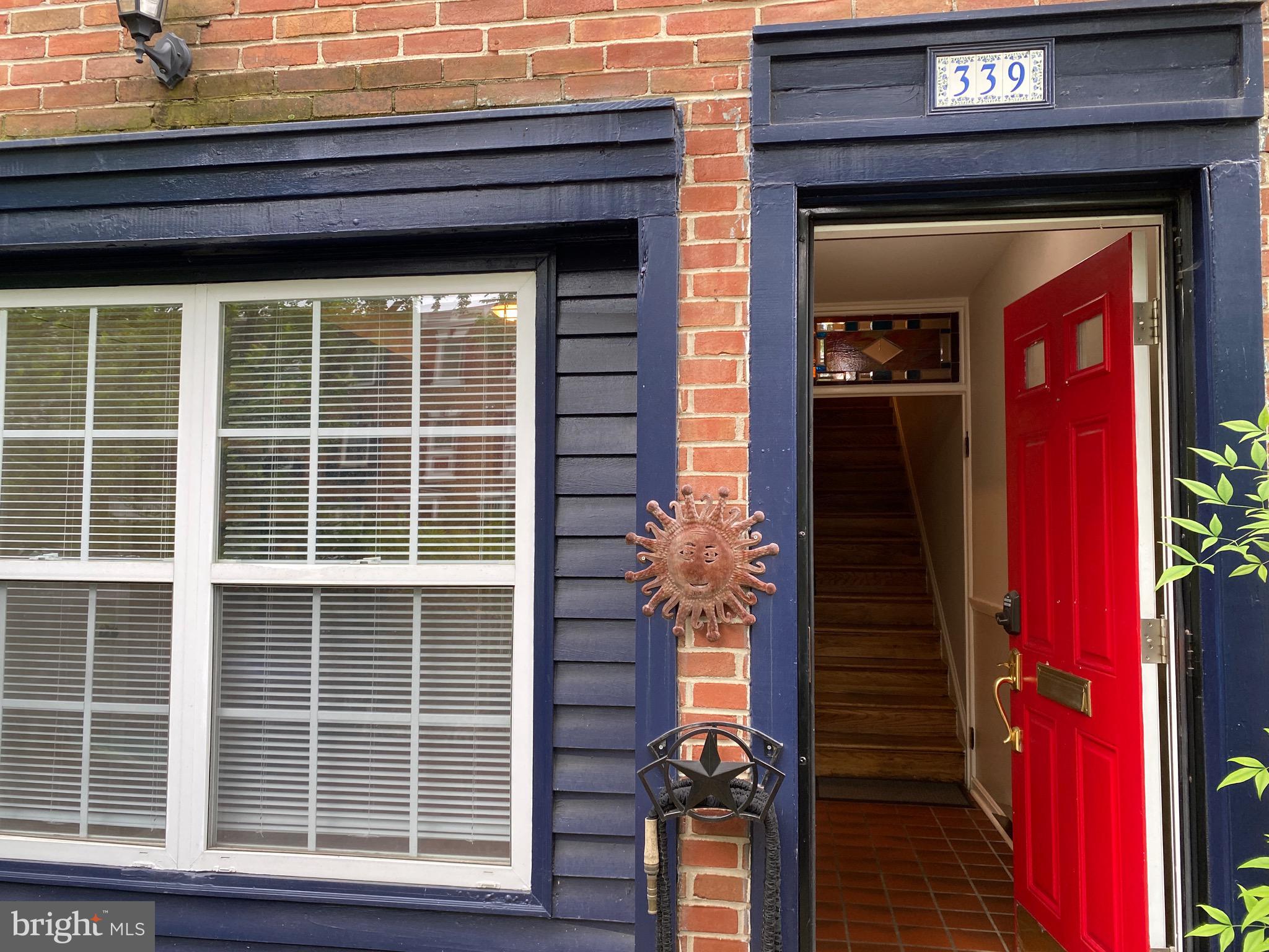 339 SE 11TH STREET SE