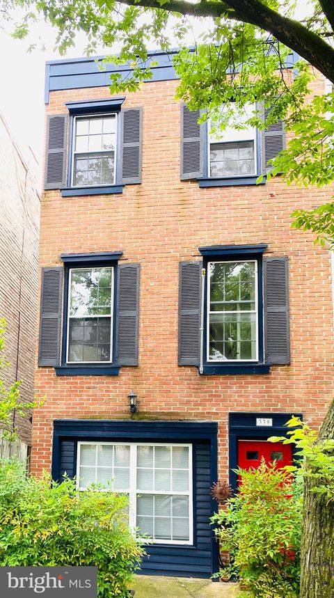 339 SE 11TH STREET SE WASHINGTON DC 20003