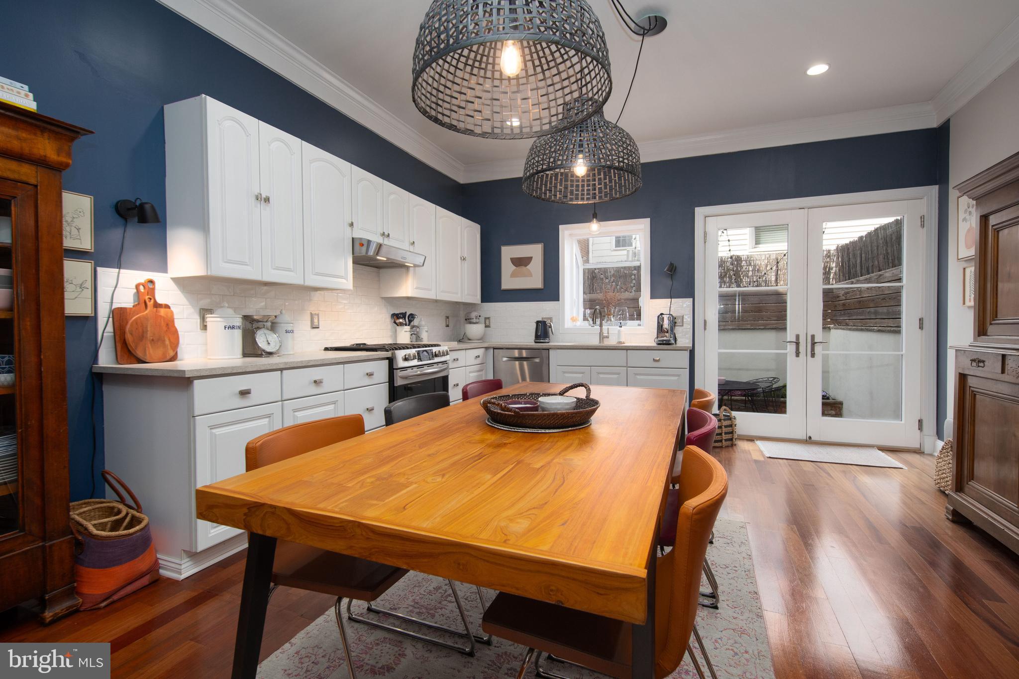 BELLA VISTA - Residential