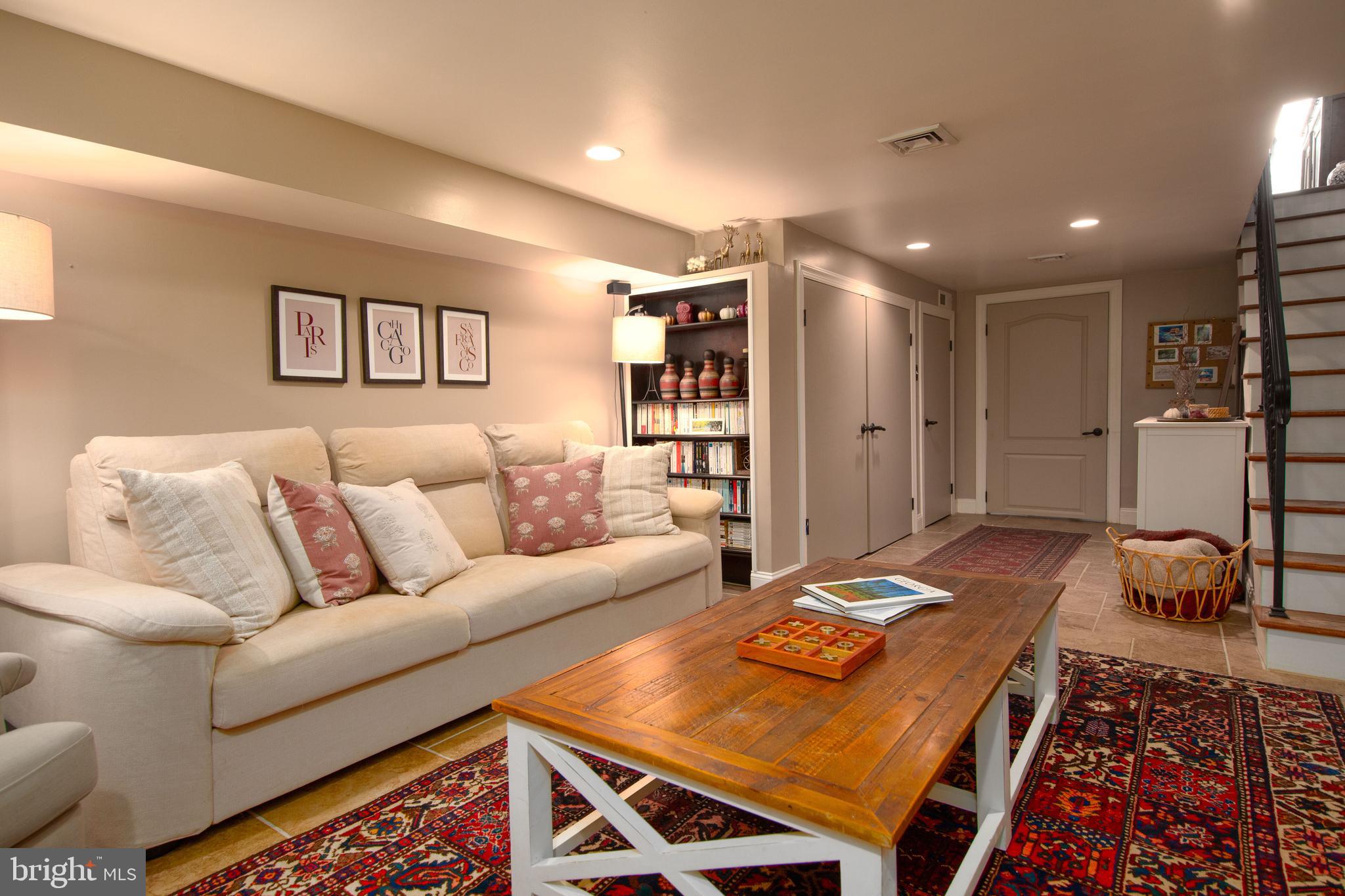 BELLA VISTA - Residential