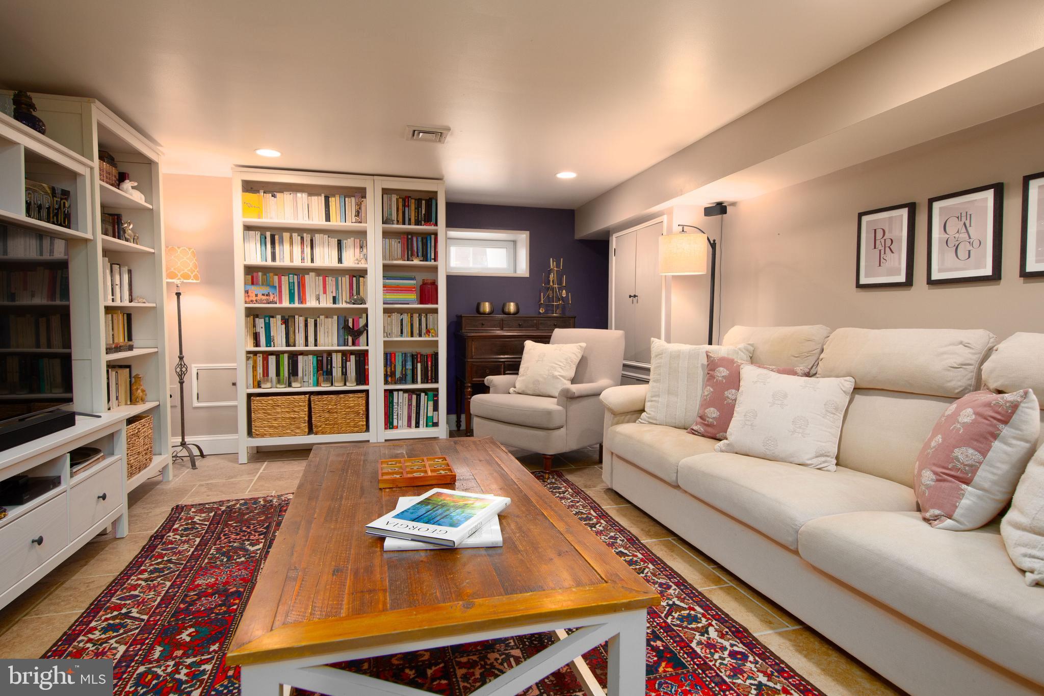 BELLA VISTA - Residential