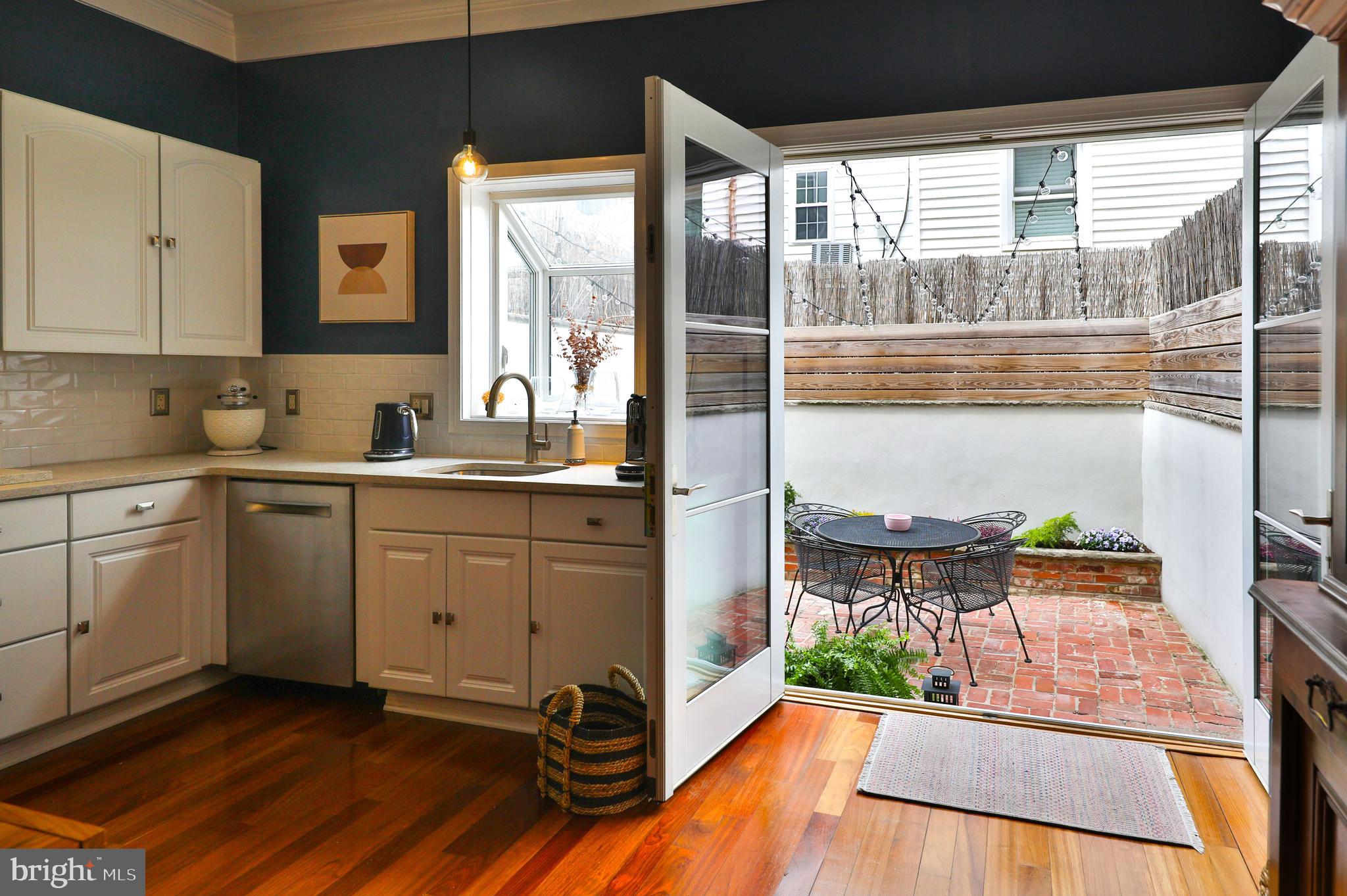 BELLA VISTA - Residential