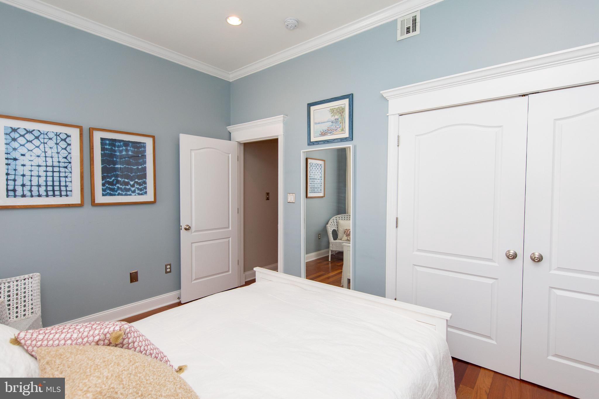 BELLA VISTA - Residential