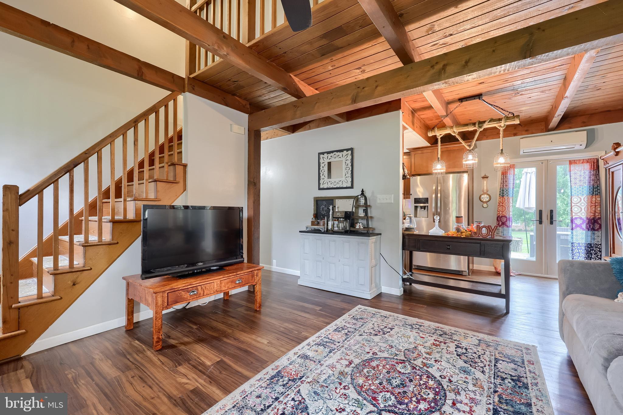 2647 HEMLOCK DRIVE