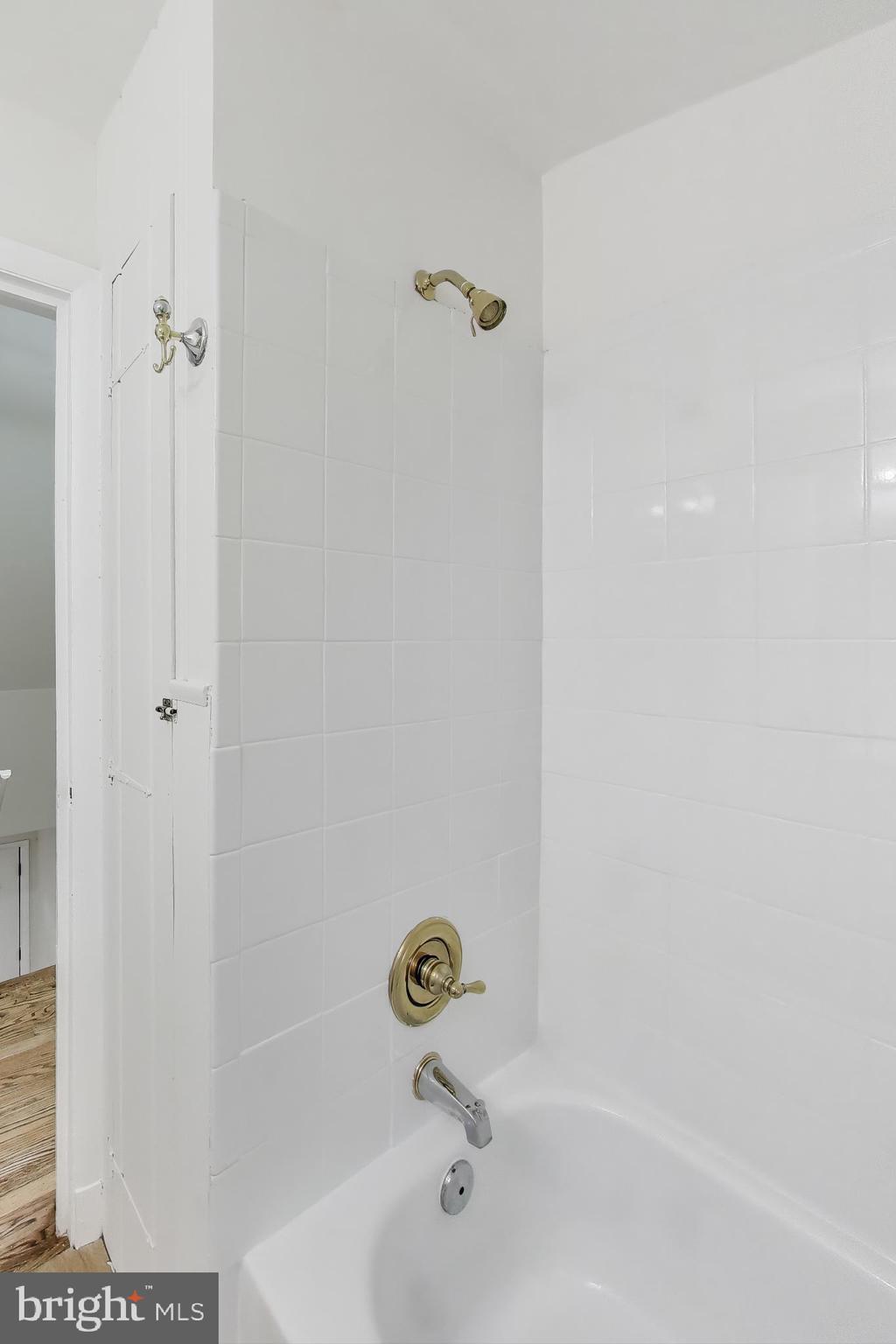 KENSINGTON VIEW - Residential