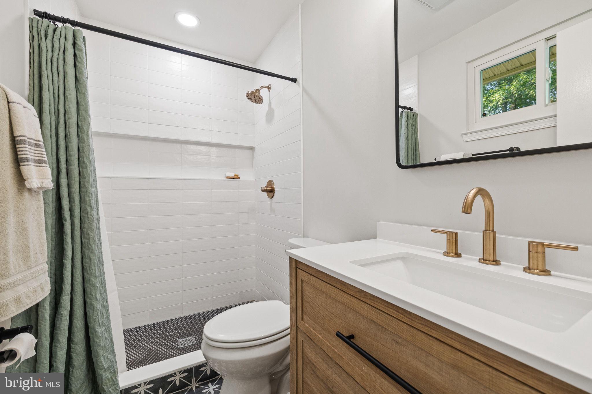 KINGS PARK WEST - Residential