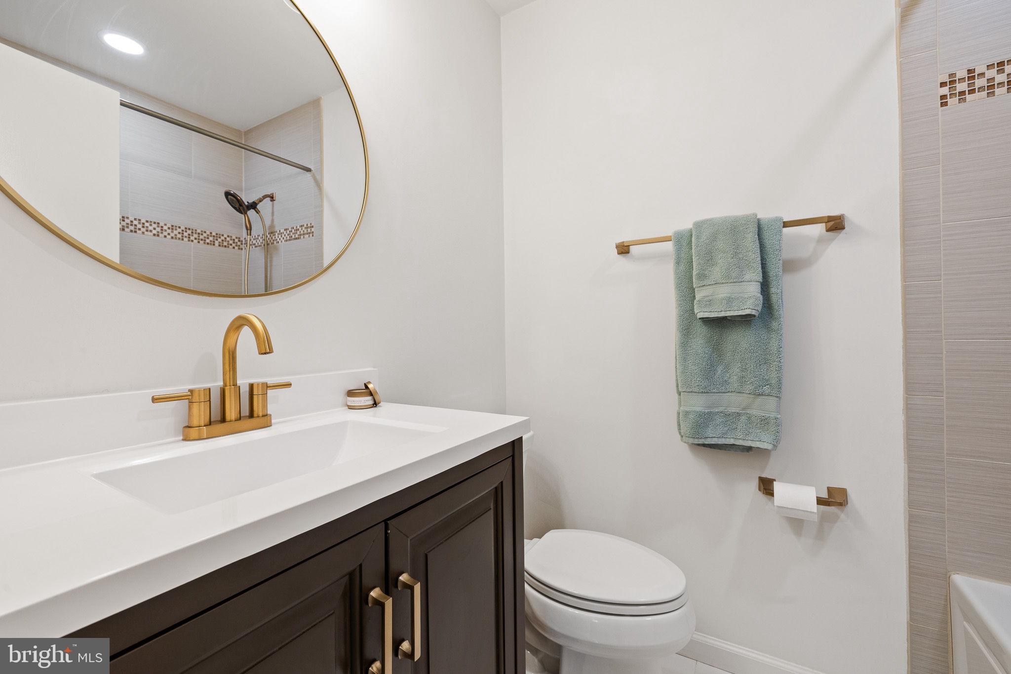 KINGS PARK WEST - Residential