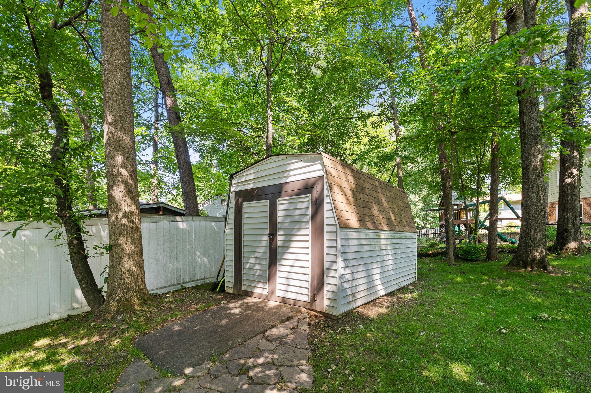 KINGS PARK WEST - Residential